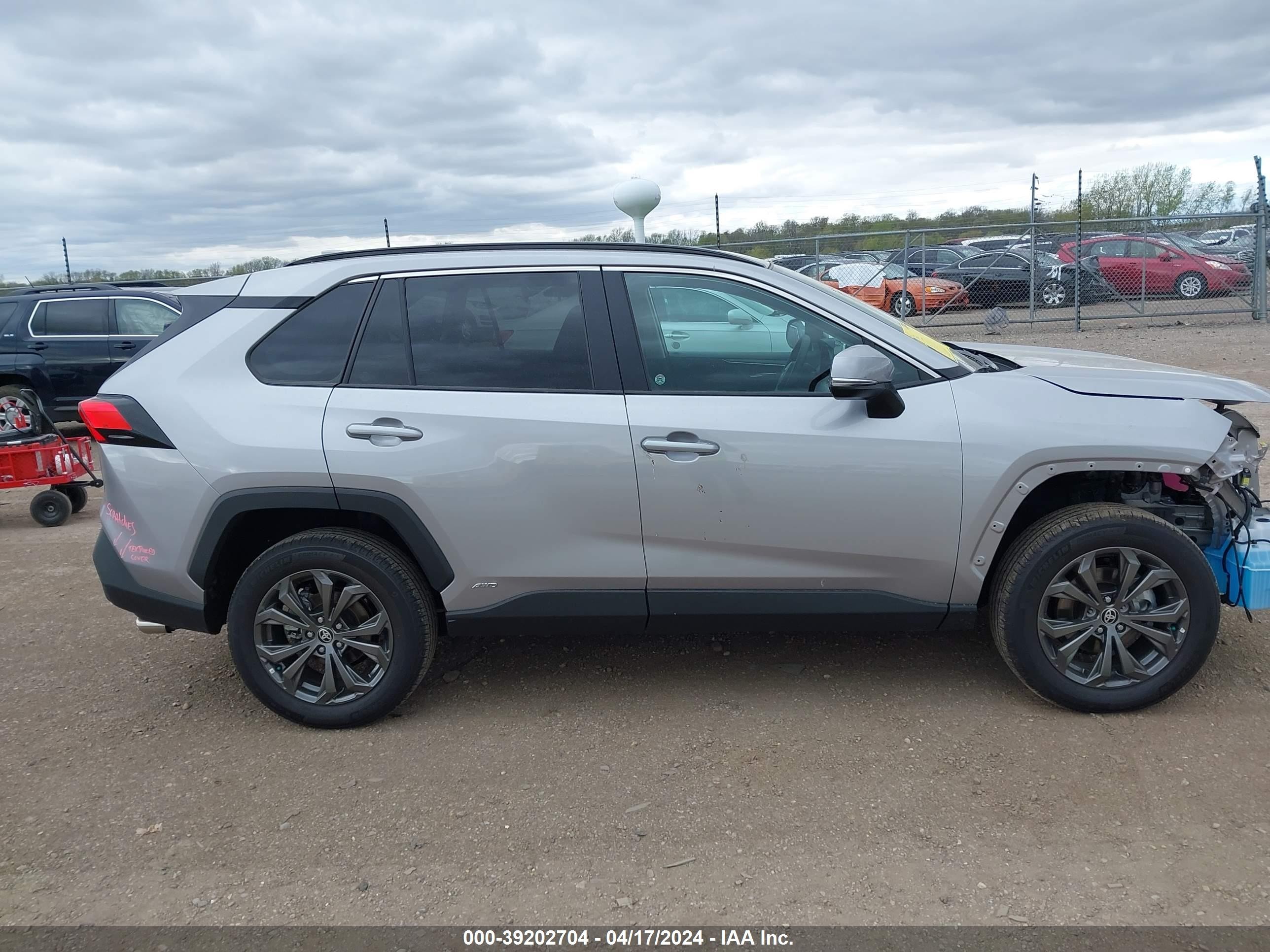 Photo 13 VIN: 4T3B6RFV9RU141057 - TOYOTA RAV 4 