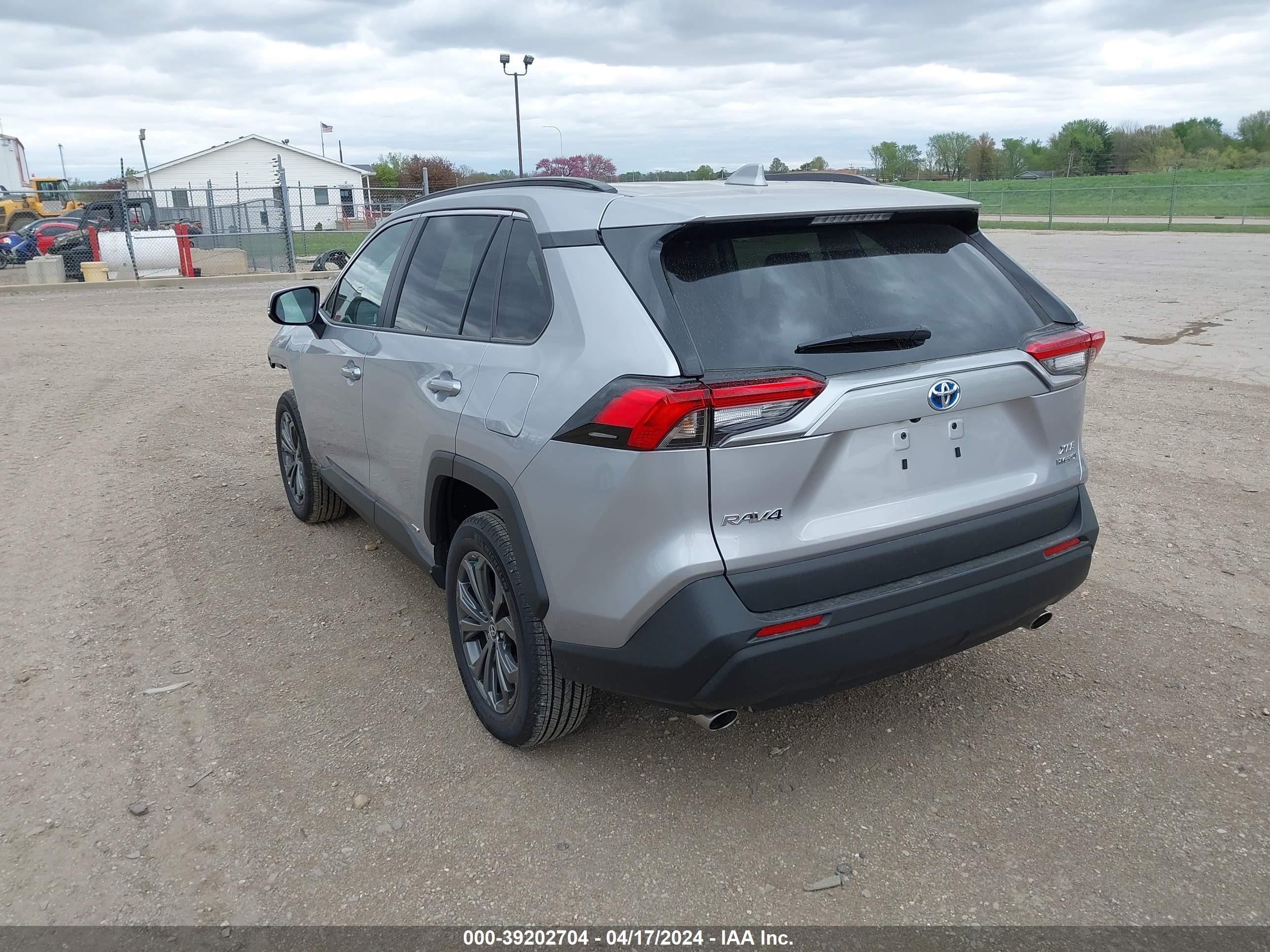 Photo 2 VIN: 4T3B6RFV9RU141057 - TOYOTA RAV 4 