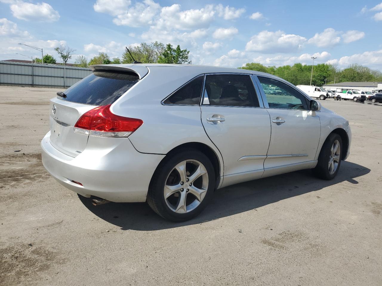 Photo 2 VIN: 4T3BK3BB2BU048195 - TOYOTA VENZA 