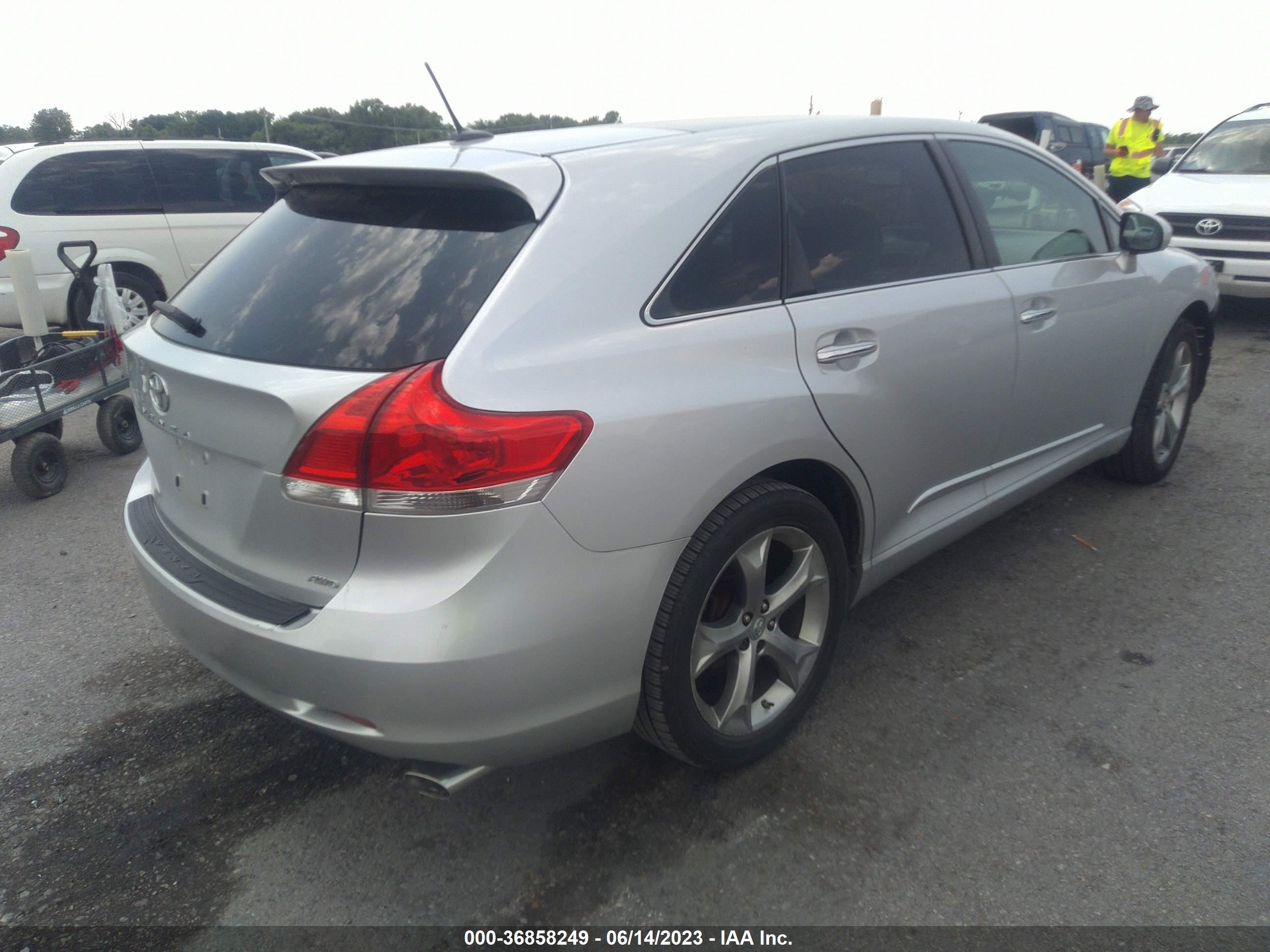 Photo 3 VIN: 4T3BK3BB8BU048525 - TOYOTA VENZA 