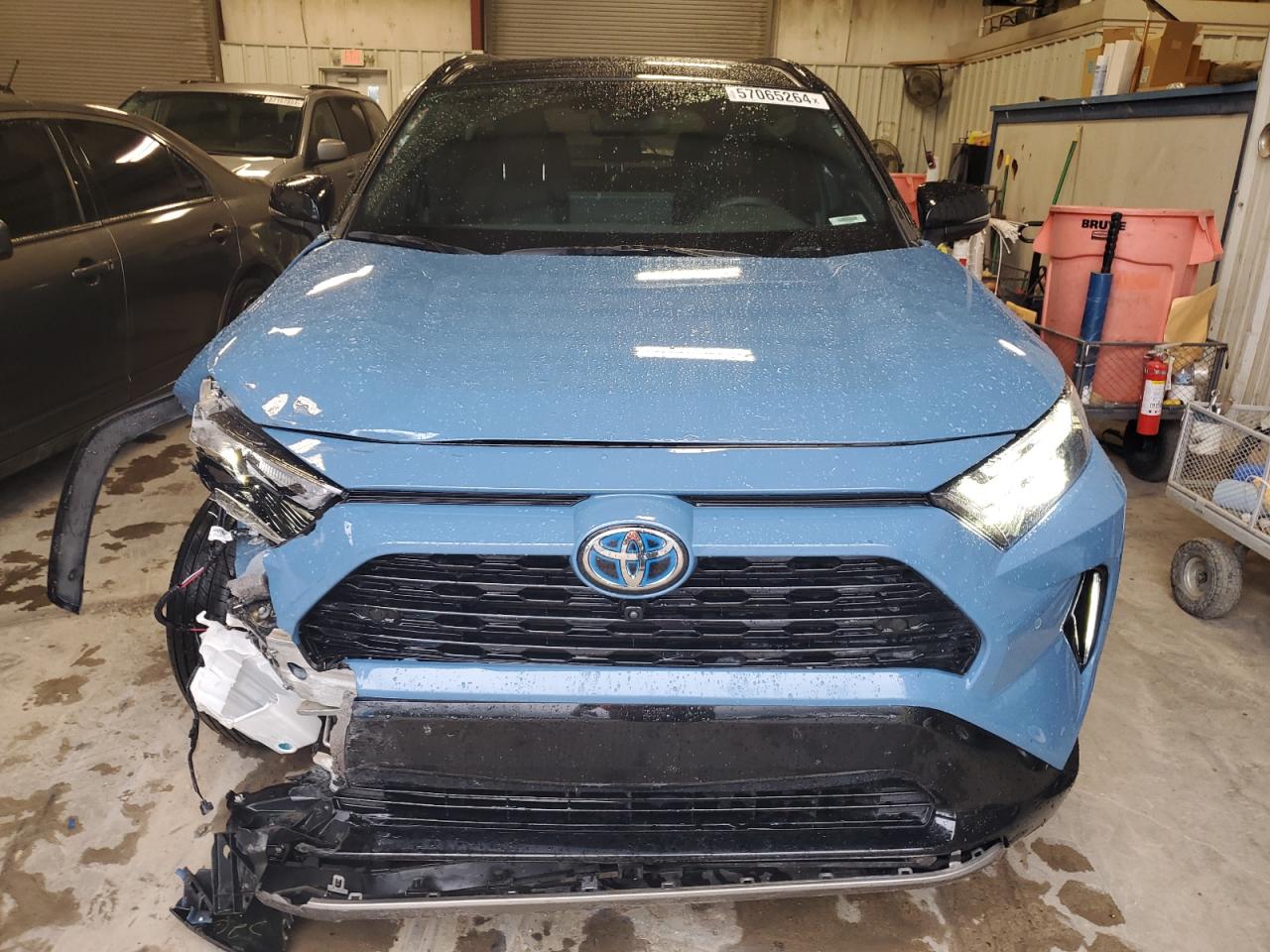 Photo 4 VIN: 4T3E6RFV9PU124575 - TOYOTA RAV 4 