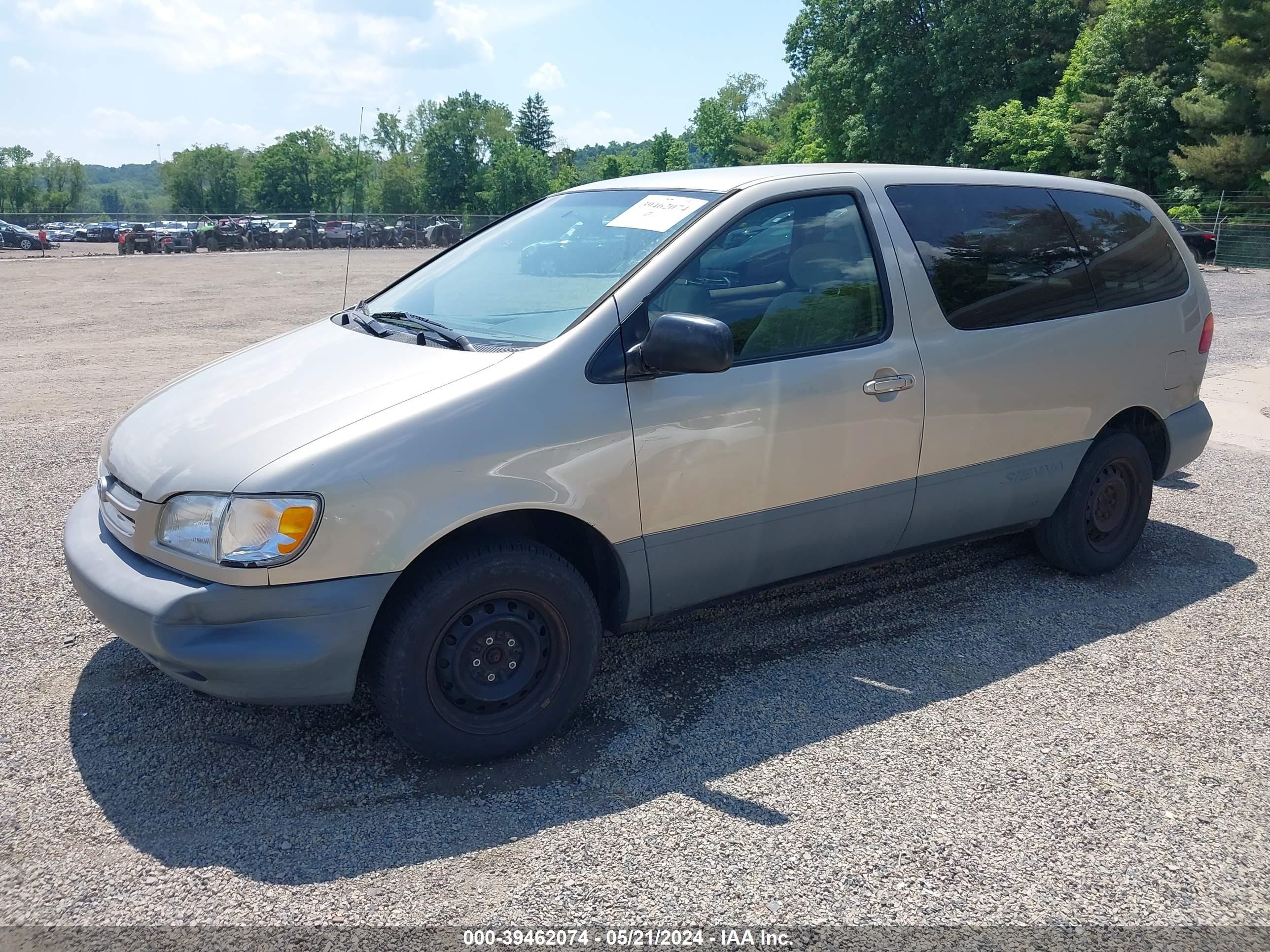 Photo 1 VIN: 4T3GF19C1YU309242 - TOYOTA SIENNA 