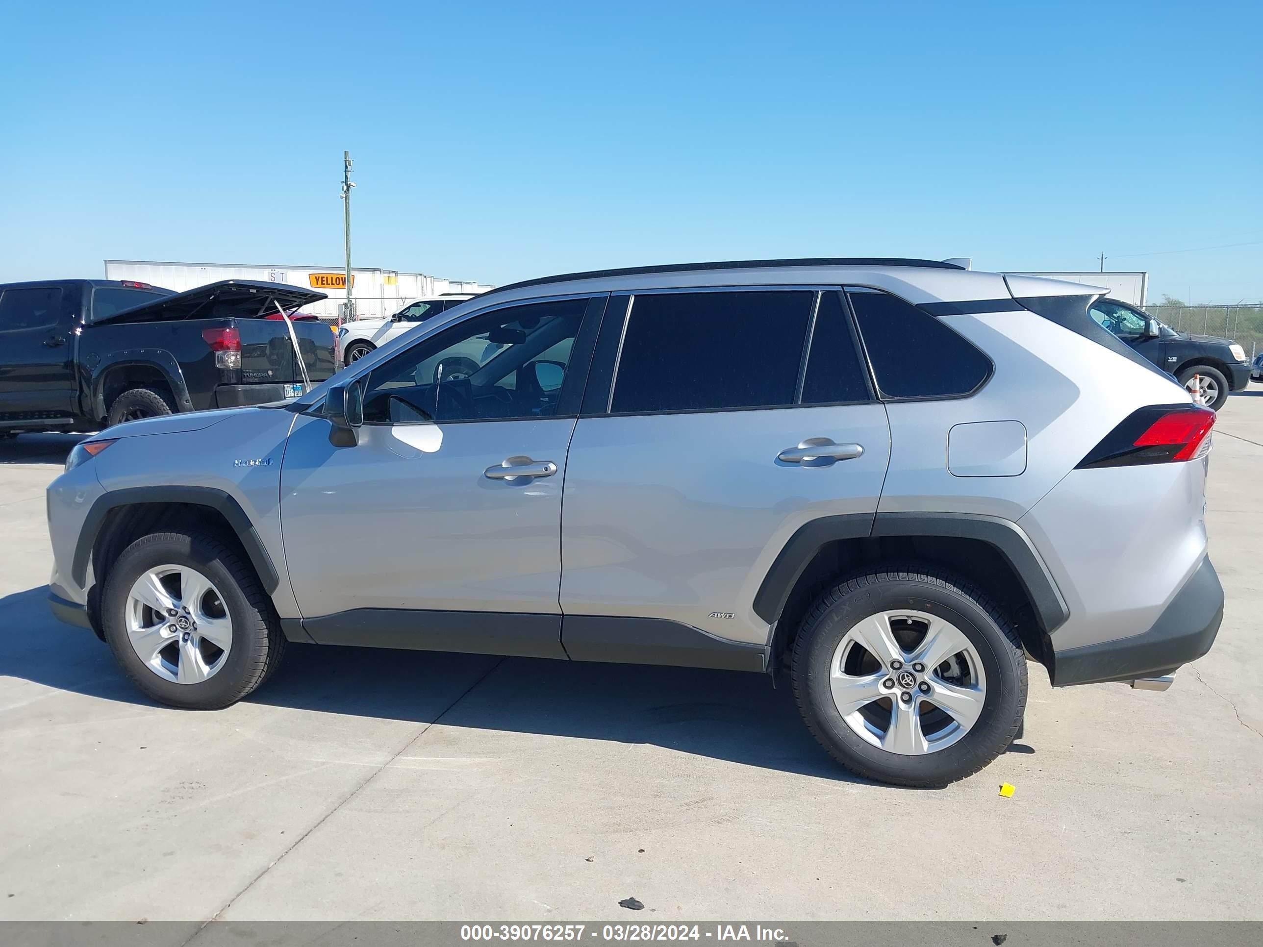 Photo 13 VIN: 4T3LWRFV5MU023648 - TOYOTA RAV 4 