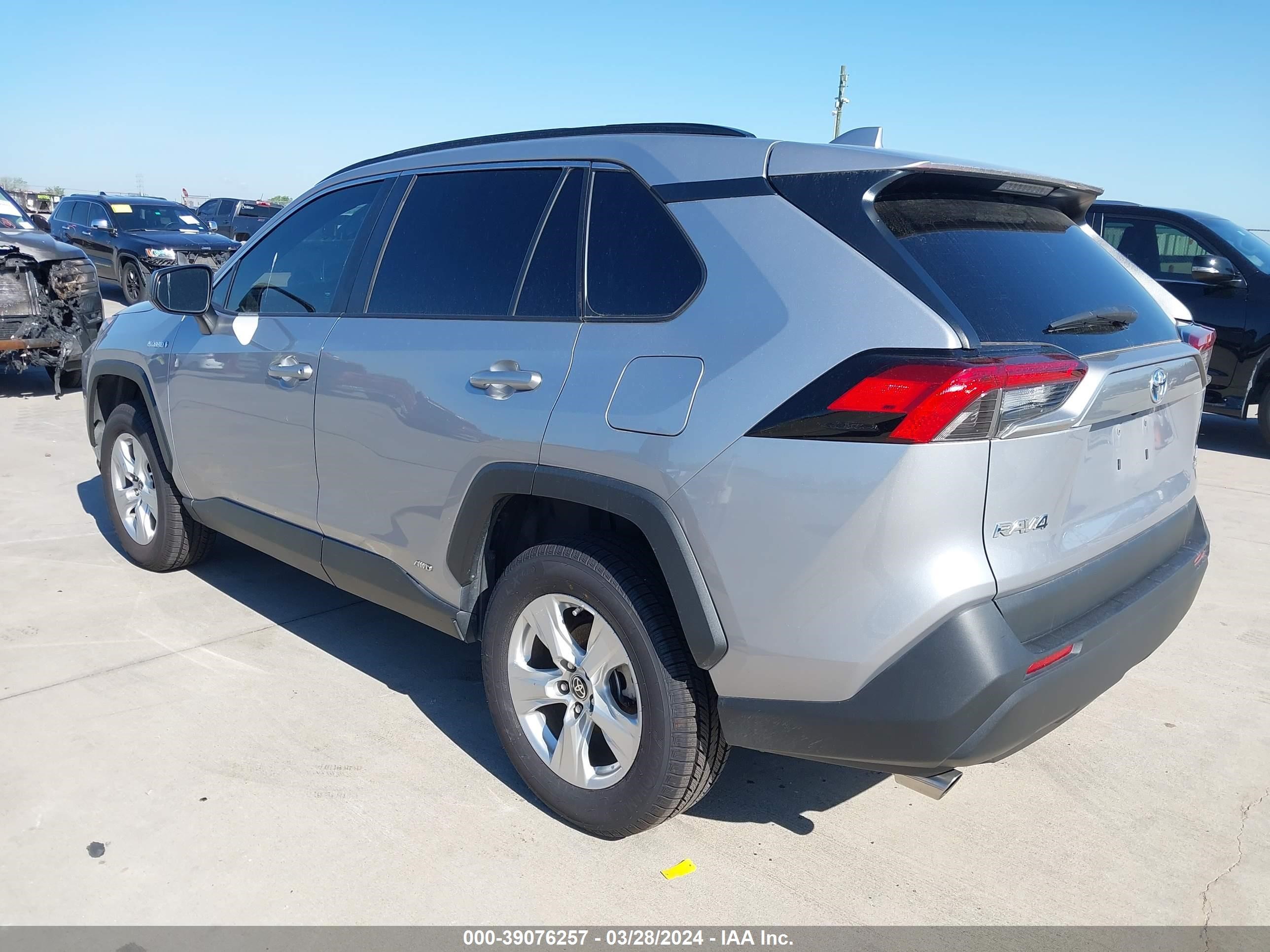 Photo 2 VIN: 4T3LWRFV5MU023648 - TOYOTA RAV 4 