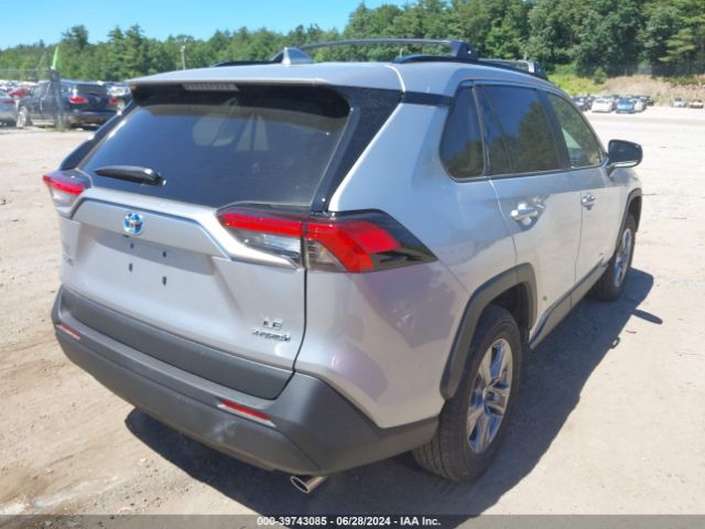 Photo 3 VIN: 4T3LWRFV9RU130483 - TOYOTA RAV4 