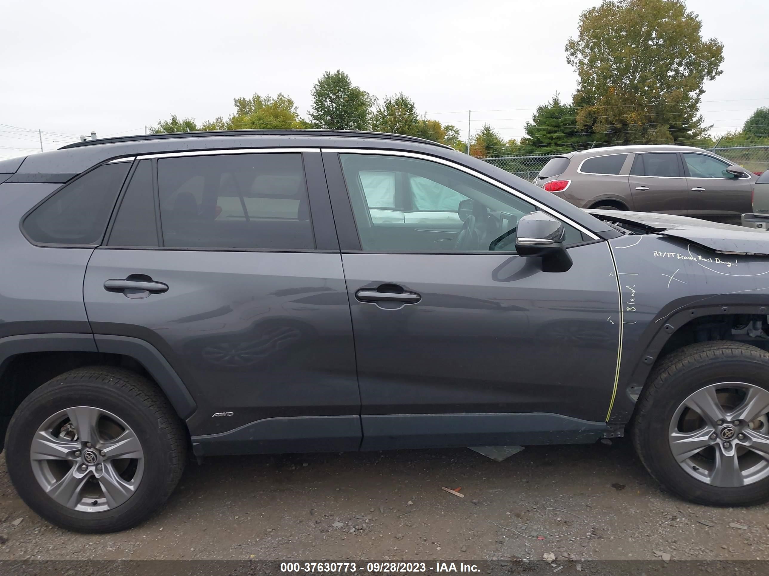 Photo 13 VIN: 4T3RWRFV0NU057010 - TOYOTA RAV 4 