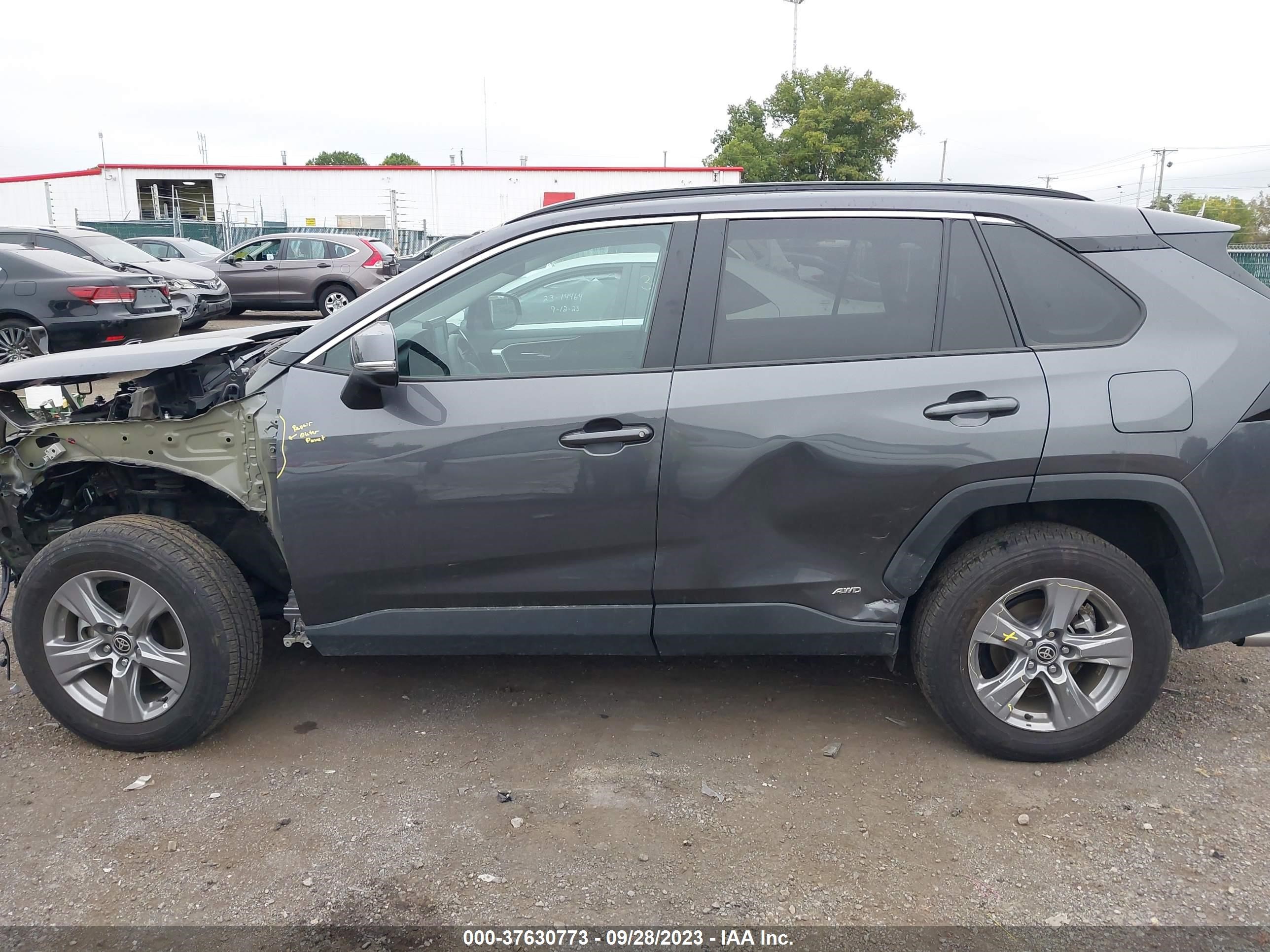 Photo 14 VIN: 4T3RWRFV0NU057010 - TOYOTA RAV 4 