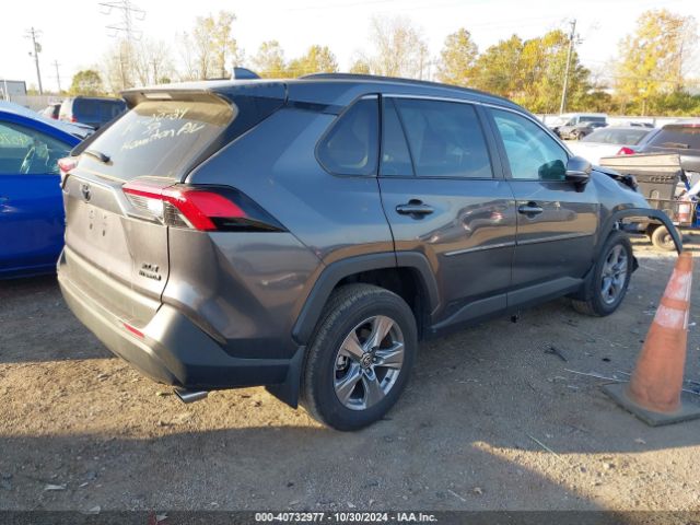 Photo 3 VIN: 4T3RWRFV0RU137381 - TOYOTA RAV4 