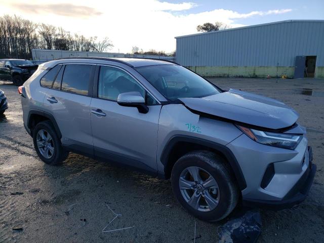 Photo 3 VIN: 4T3RWRFV1NU050180 - TOYOTA RAV4 XLE 