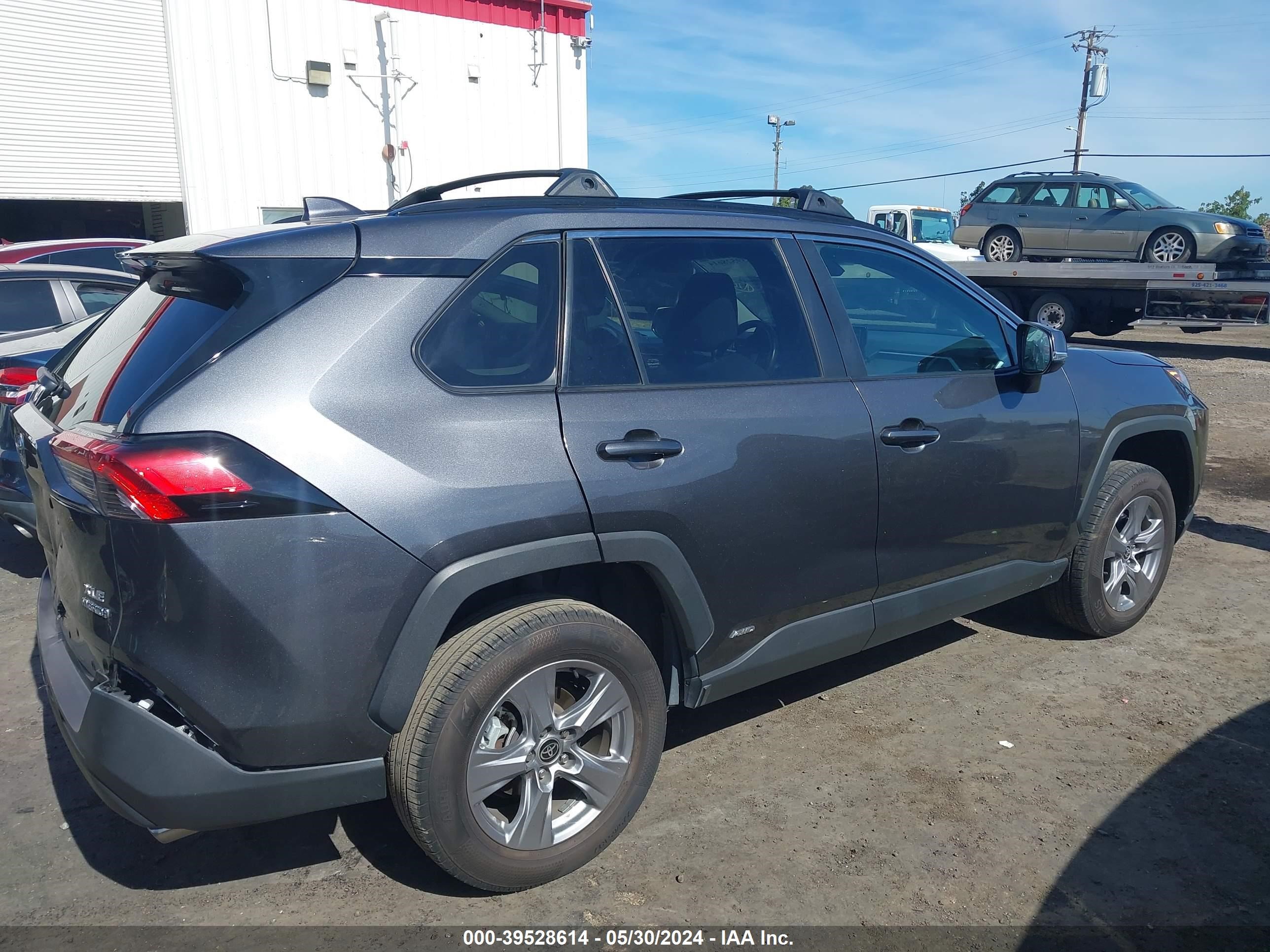 Photo 3 VIN: 4T3RWRFV2NU055405 - TOYOTA RAV 4 