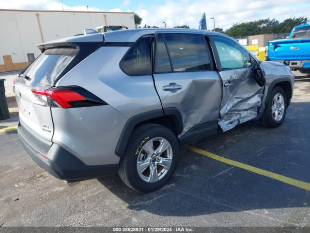 Photo 3 VIN: 4T3RWRFV7MU028716 - TOYOTA RAV4 