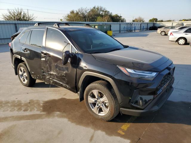 Photo 3 VIN: 4T3RWRFV9RU121812 - TOYOTA RAV4 XLE 