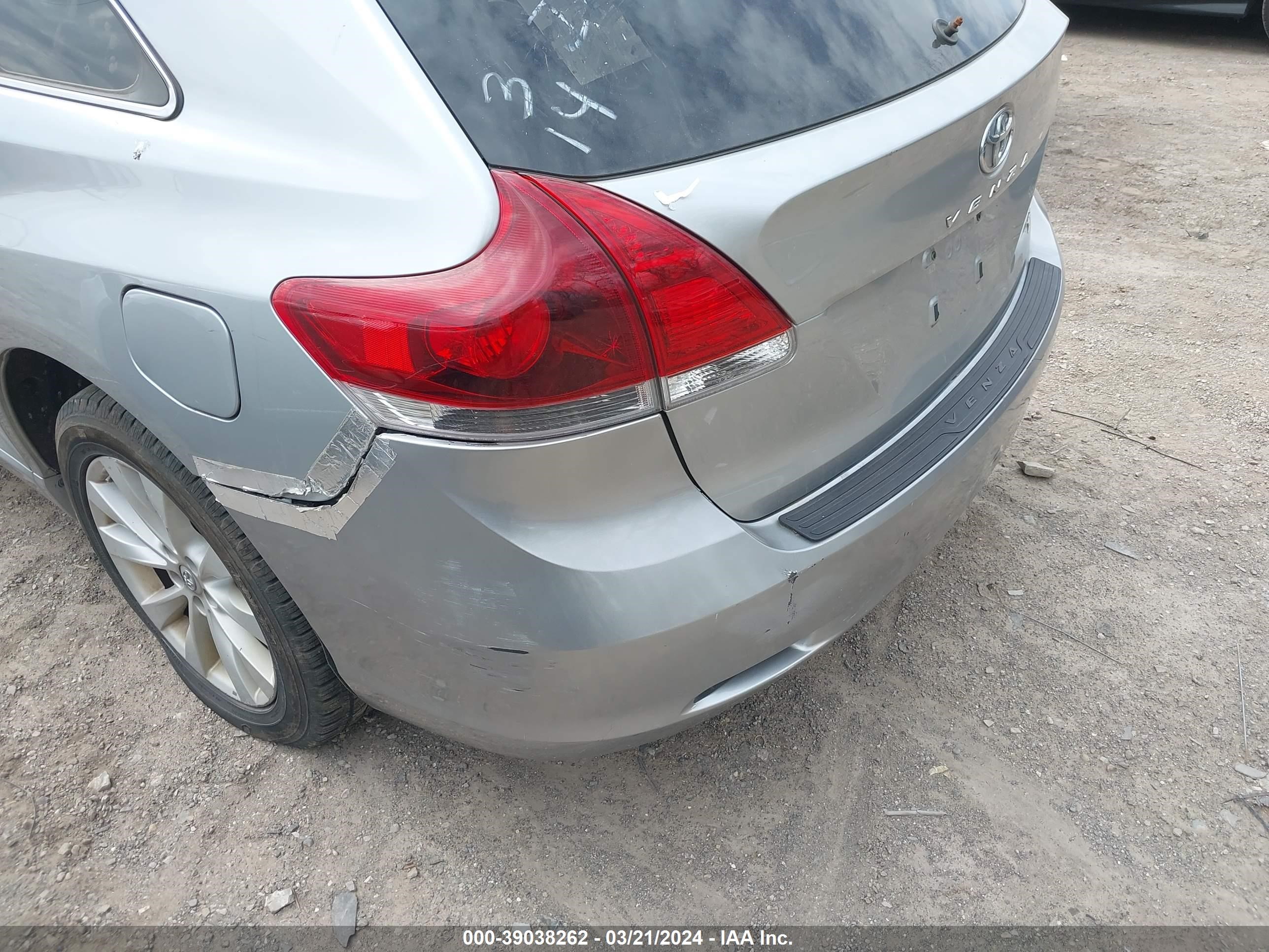 Photo 12 VIN: 4T3ZA3BB0FU094082 - TOYOTA VENZA 