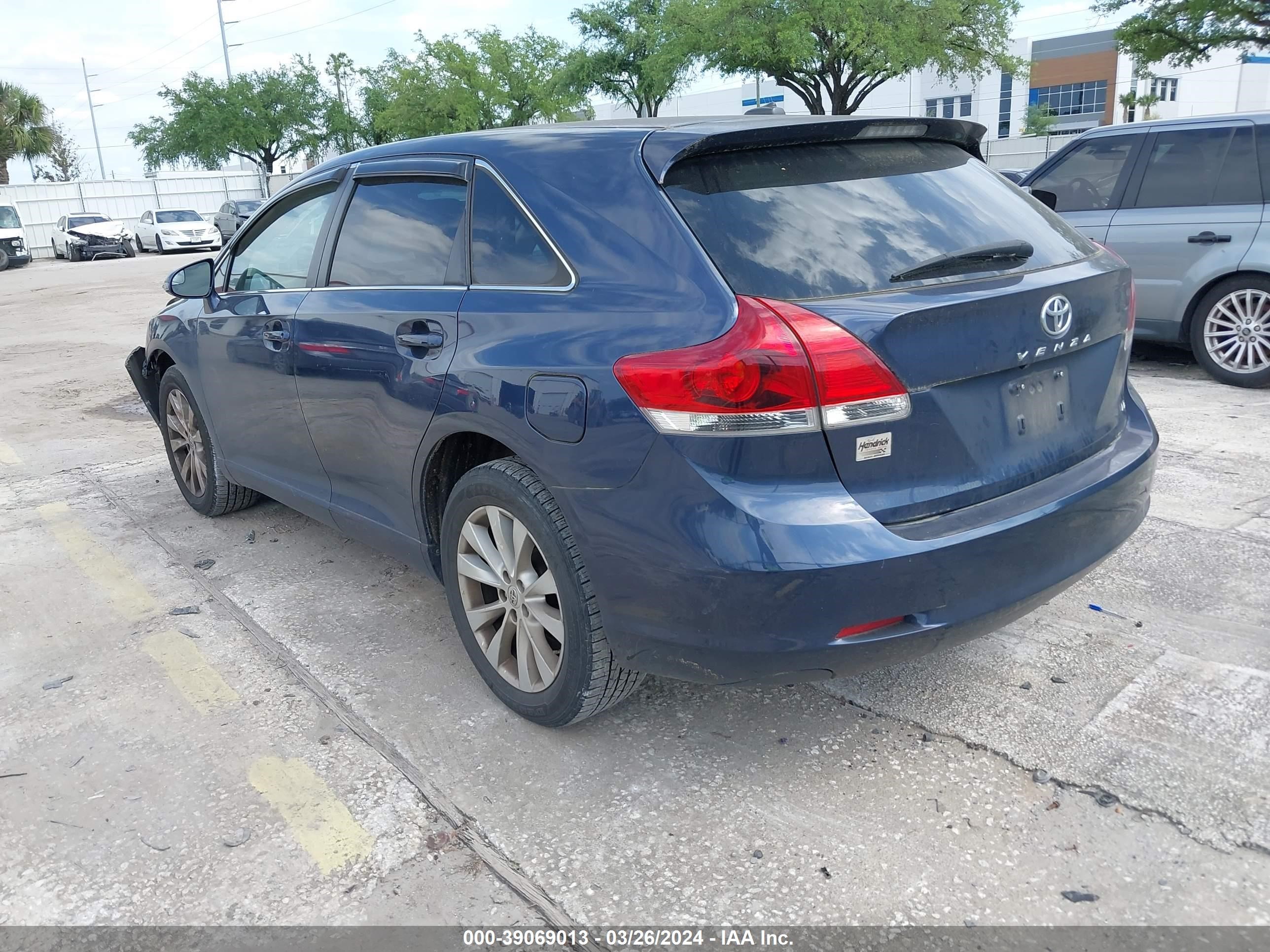 Photo 2 VIN: 4T3ZA3BB8FU091589 - TOYOTA VENZA 