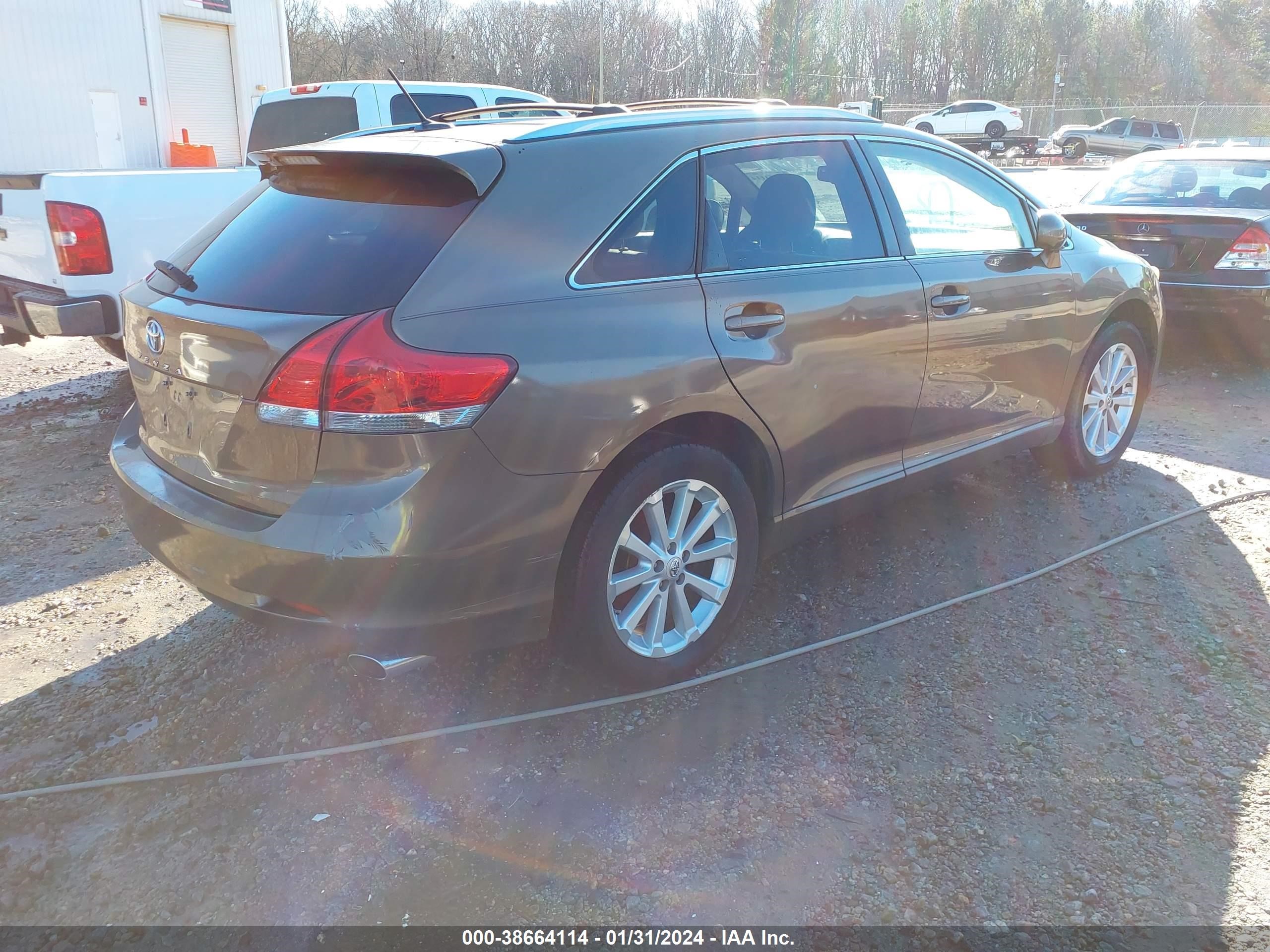 Photo 3 VIN: 4T3ZE11A19U002001 - TOYOTA VENZA 