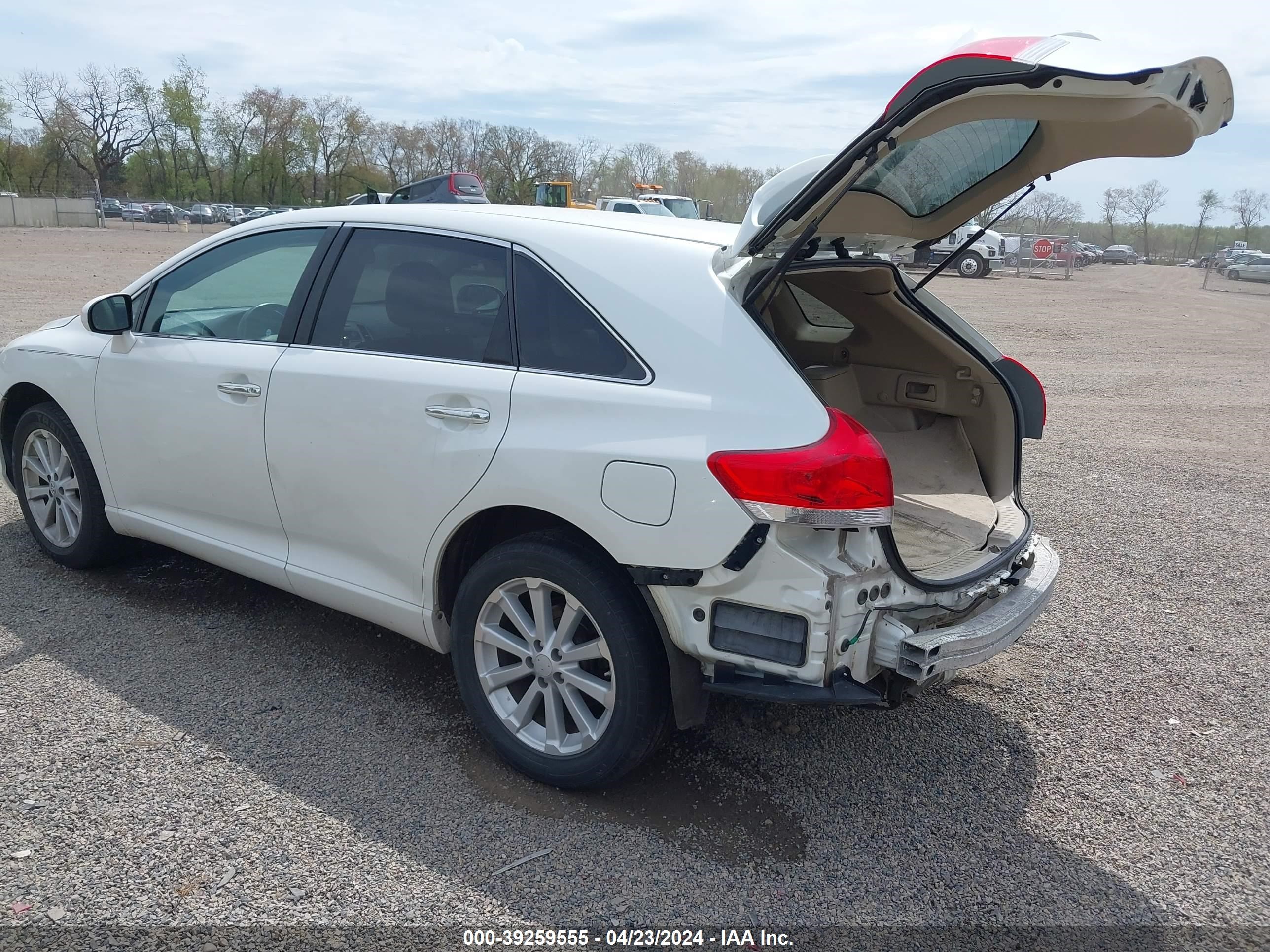 Photo 2 VIN: 4T3ZE11A99U003641 - TOYOTA VENZA 