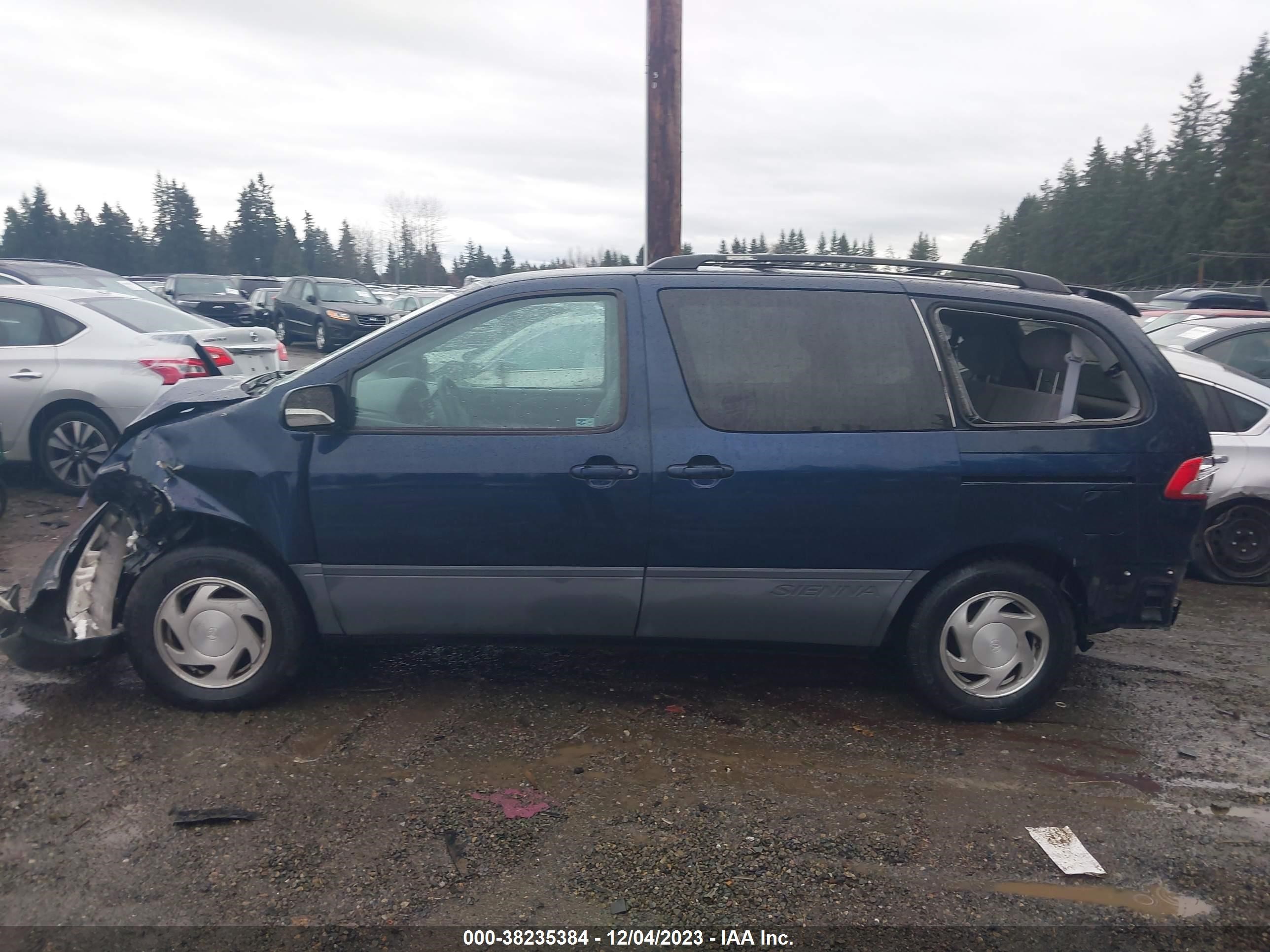 Photo 14 VIN: 4T3ZF13C01U385669 - TOYOTA SIENNA 