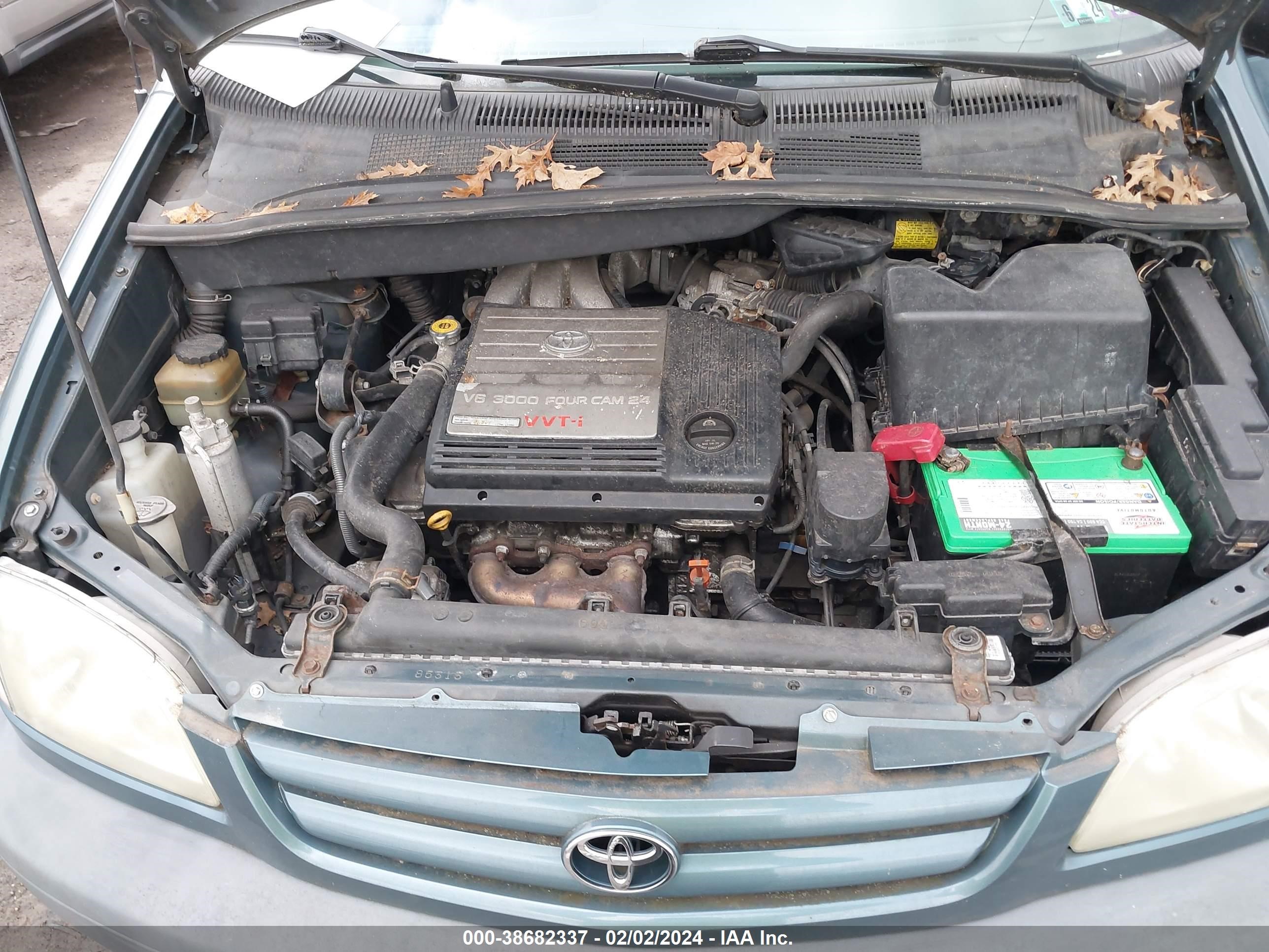 Photo 9 VIN: 4T3ZF13C02U485126 - TOYOTA SIENNA 