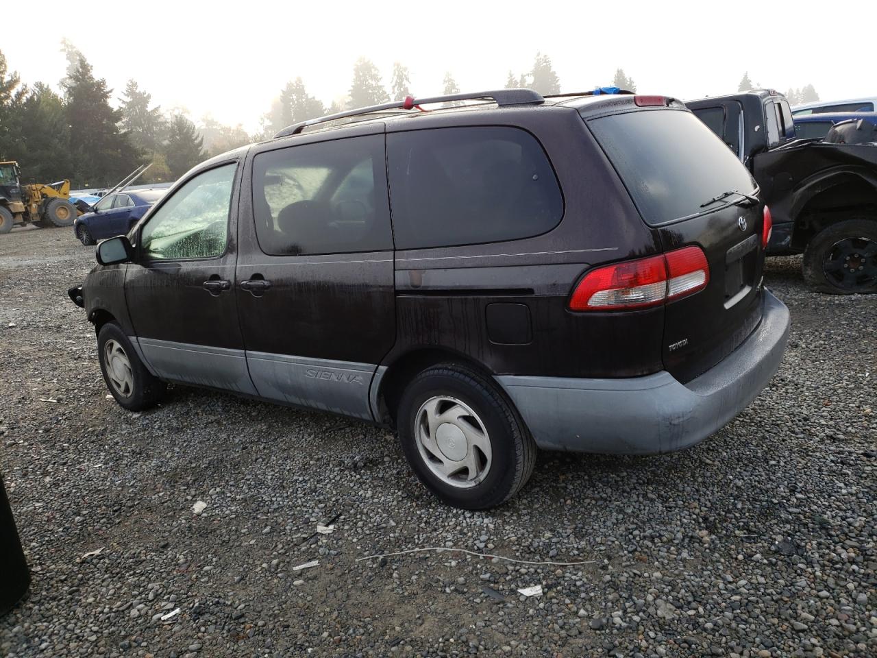 Photo 1 VIN: 4T3ZF13C31U332089 - TOYOTA SIENNA 