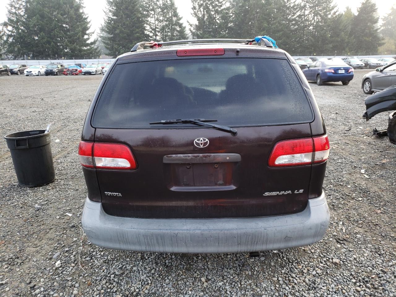 Photo 5 VIN: 4T3ZF13C31U332089 - TOYOTA SIENNA 