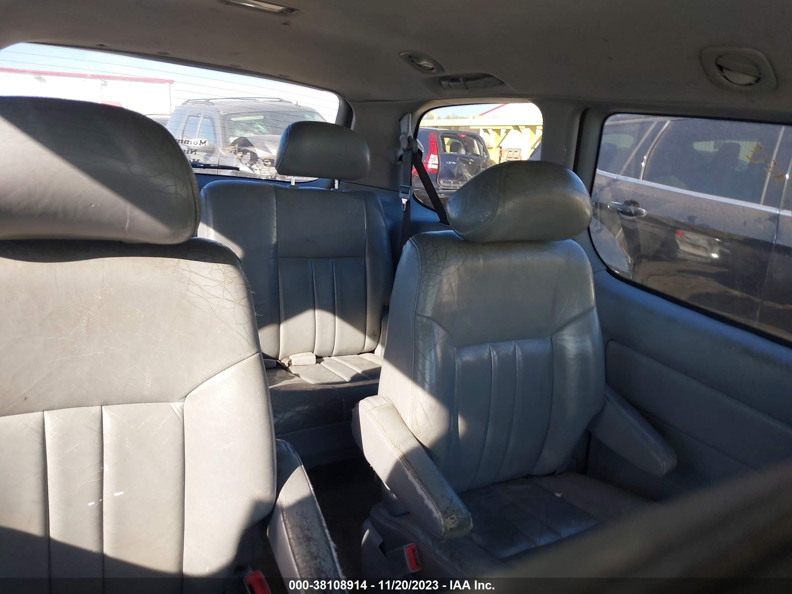 Photo 7 VIN: 4T3ZF13C3WU071652 - TOYOTA SIENNA 