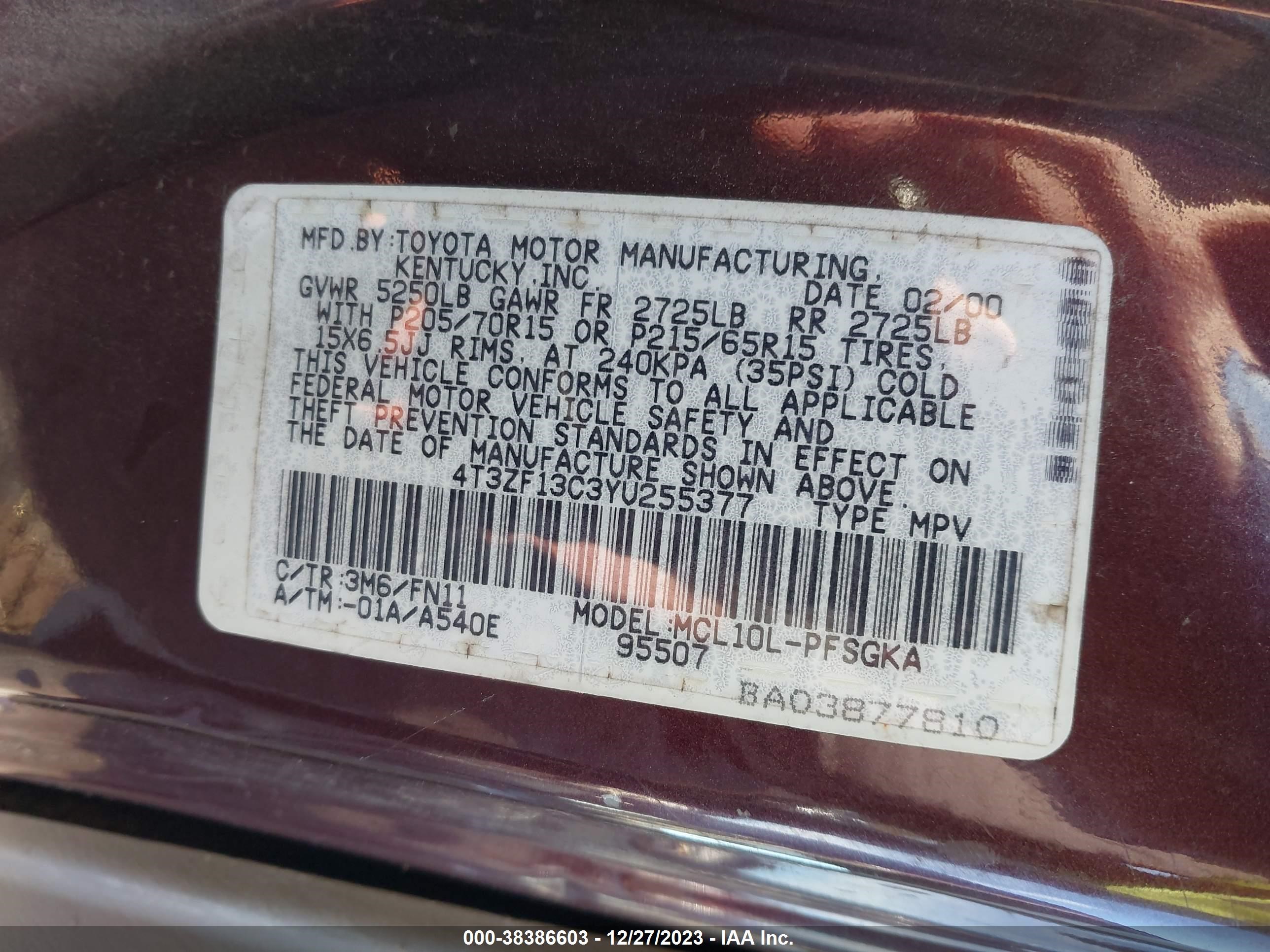 Photo 8 VIN: 4T3ZF13C3YU255377 - TOYOTA SIENNA 