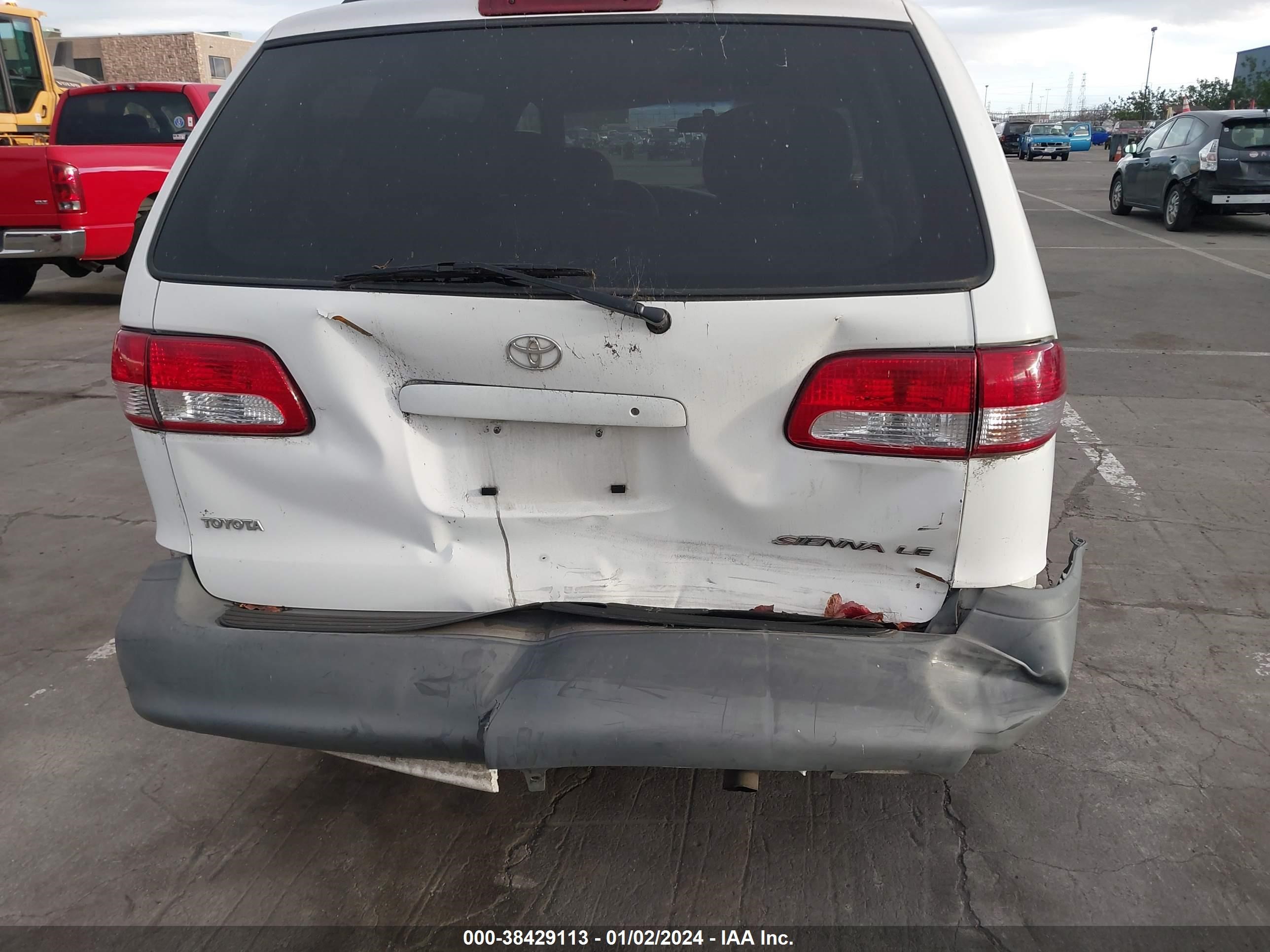 Photo 5 VIN: 4T3ZF13C41U392740 - TOYOTA SIENNA 