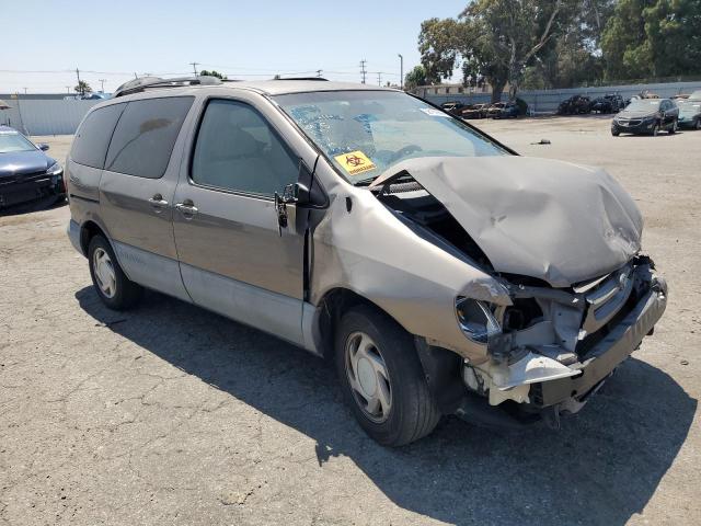 Photo 3 VIN: 4T3ZF13C4XU132007 - TOYOTA SIENNA LE 