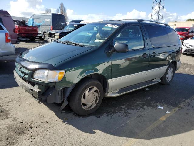 Photo 0 VIN: 4T3ZF13C4YU255100 - TOYOTA SIENNA LE 