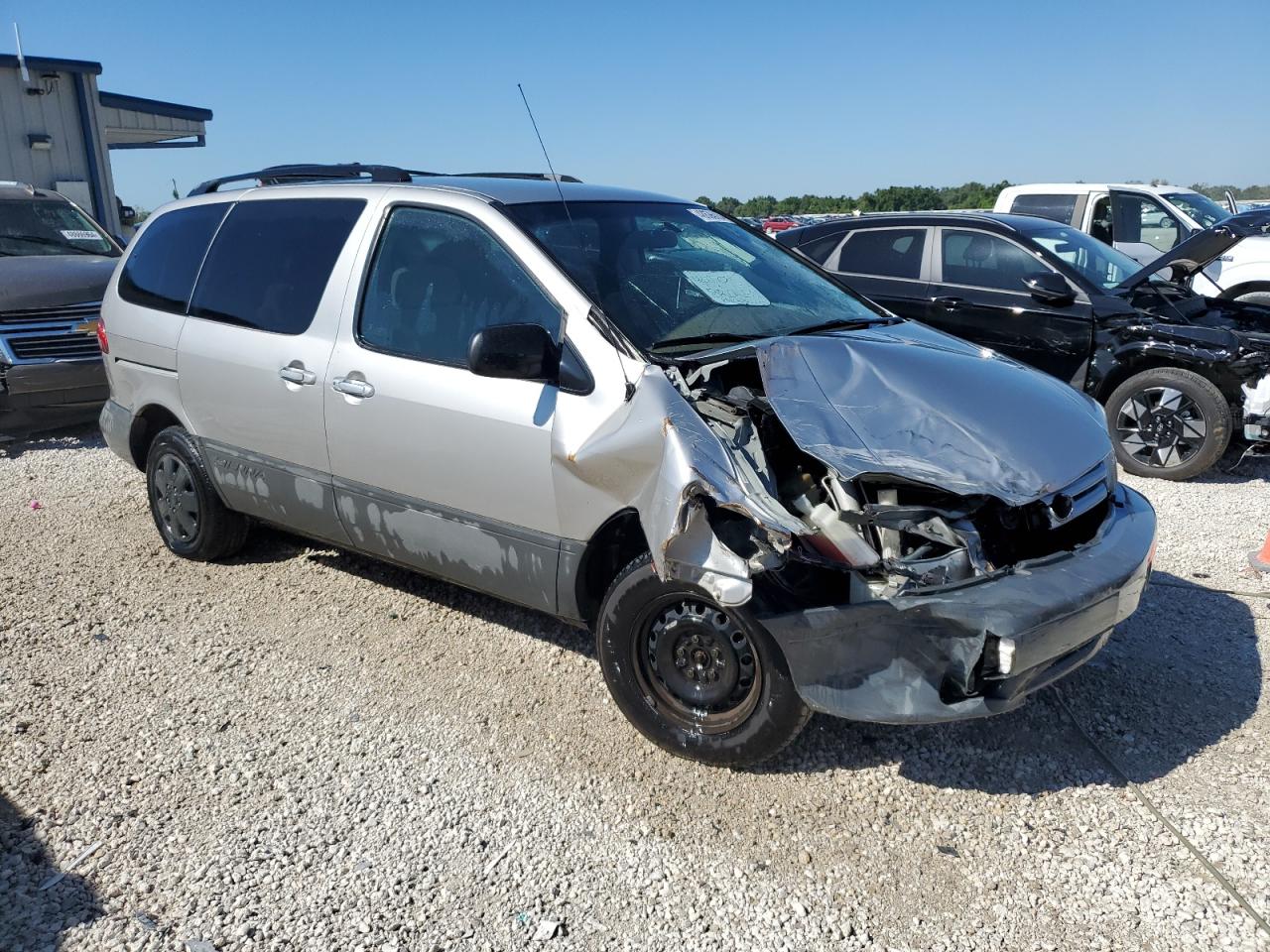 Photo 3 VIN: 4T3ZF13C51U345233 - TOYOTA SIENNA 