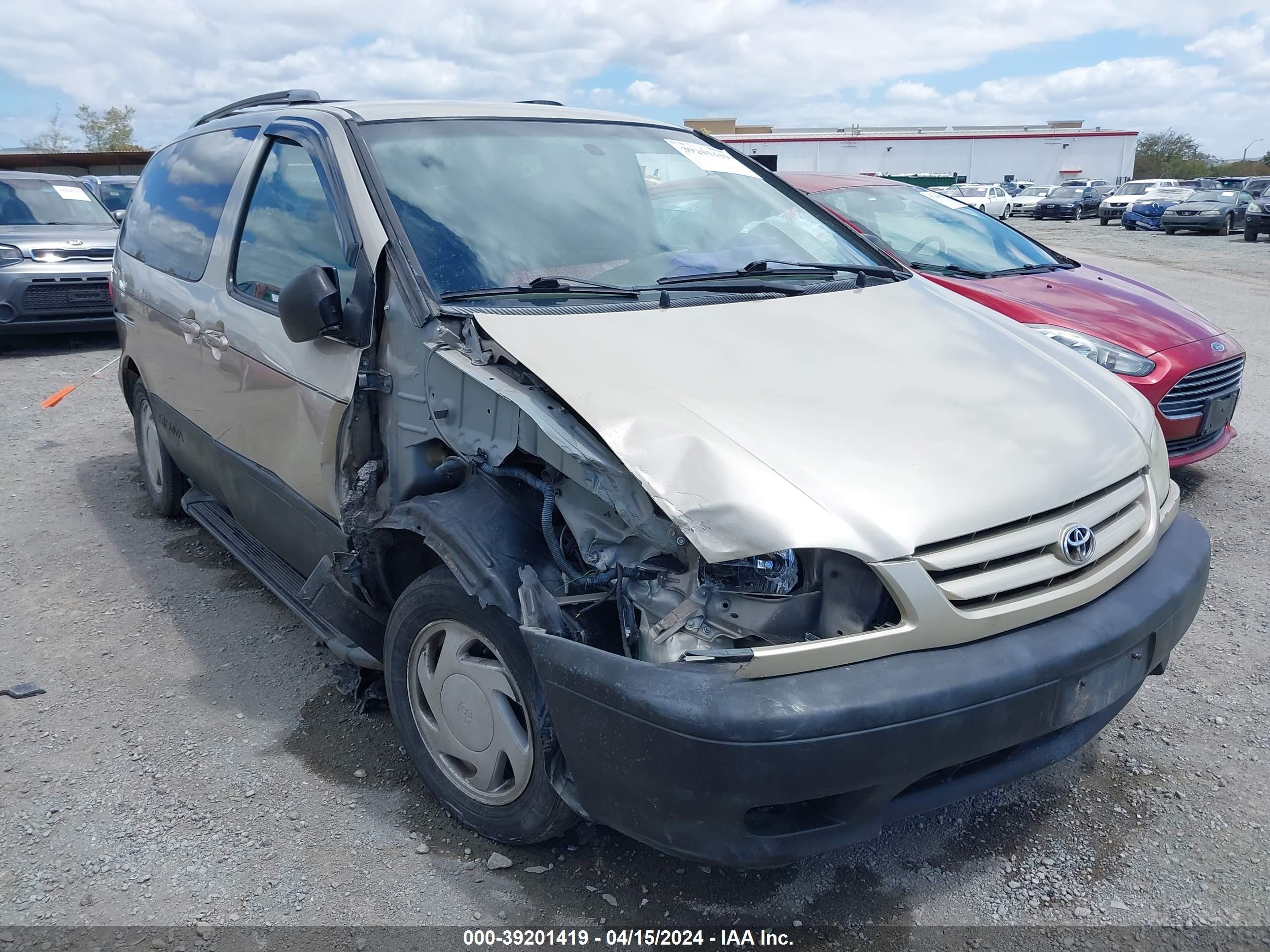 Photo 5 VIN: 4T3ZF13C51U371556 - TOYOTA SIENNA 