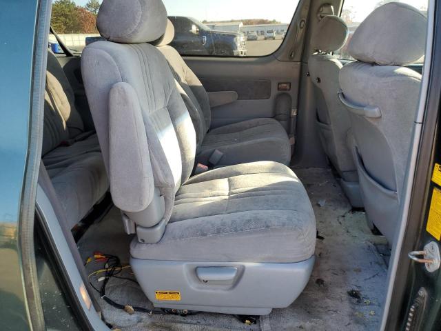 Photo 10 VIN: 4T3ZF13C52U459119 - TOYOTA SIENNA LE 