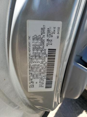 Photo 12 VIN: 4T3ZF13C52U504138 - TOYOTA SIENNA LE 