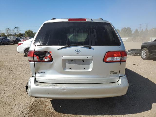 Photo 5 VIN: 4T3ZF13C52U504138 - TOYOTA SIENNA LE 