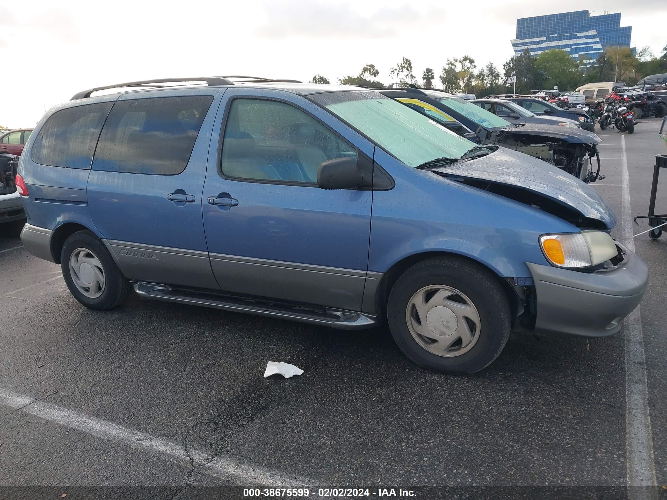 Photo 12 VIN: 4T3ZF13C53U516632 - TOYOTA SIENNA 