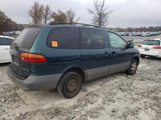 Photo 2 VIN: 4T3ZF13C5WU061043 - TOYOTA SIENNA LE 