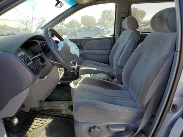 Photo 6 VIN: 4T3ZF13C5YU224681 - TOYOTA SIENNA 