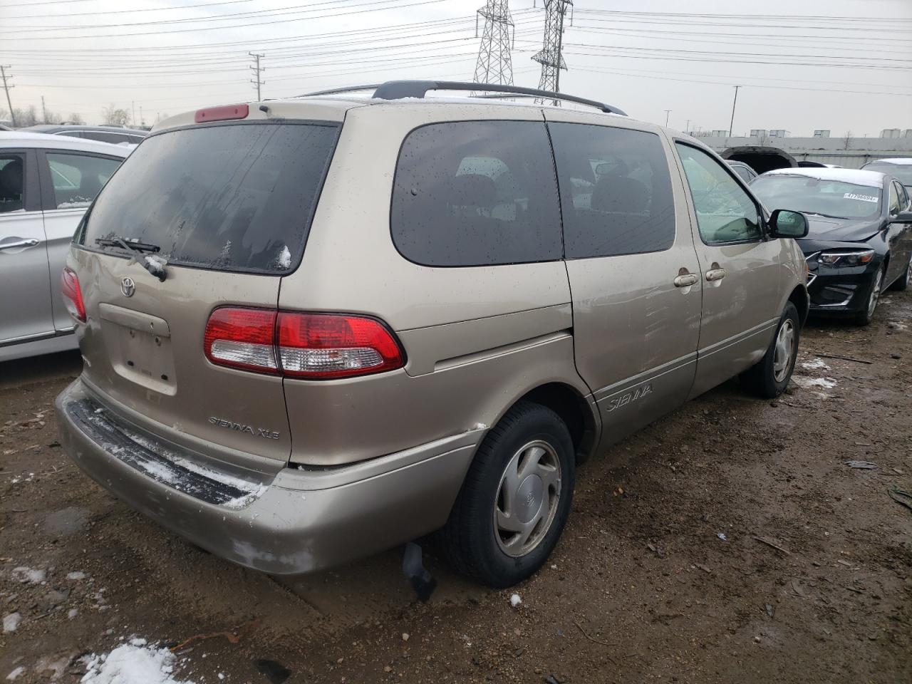 Photo 2 VIN: 4T3ZF13C61U391198 - TOYOTA SIENNA 