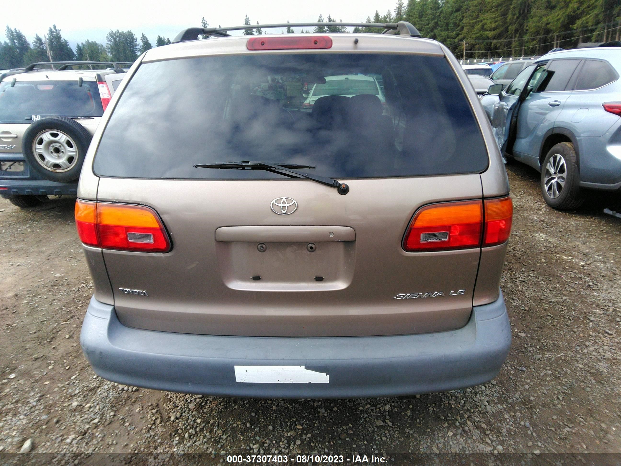 Photo 15 VIN: 4T3ZF13C6WU051458 - TOYOTA SIENNA 