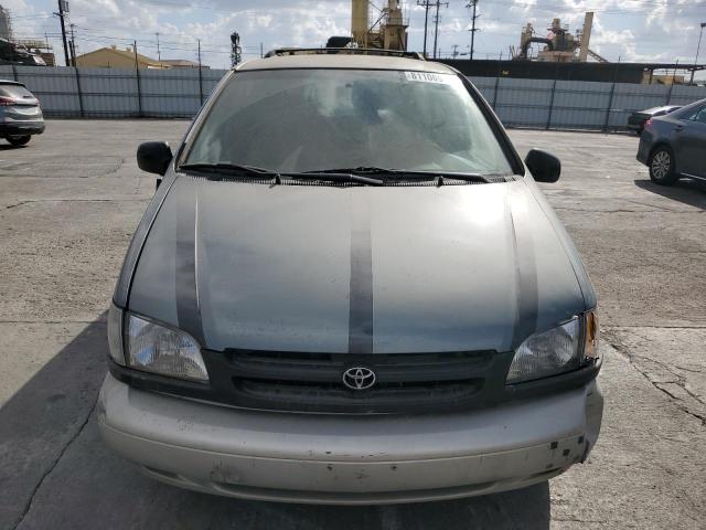 Photo 4 VIN: 4T3ZF13C6XU128055 - TOYOTA SIENNA LE 