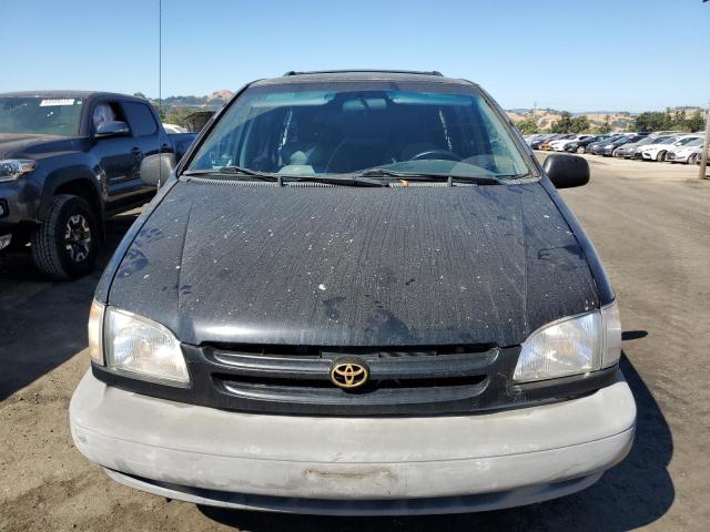 Photo 4 VIN: 4T3ZF13C6YU211079 - TOYOTA SIENNA LE 