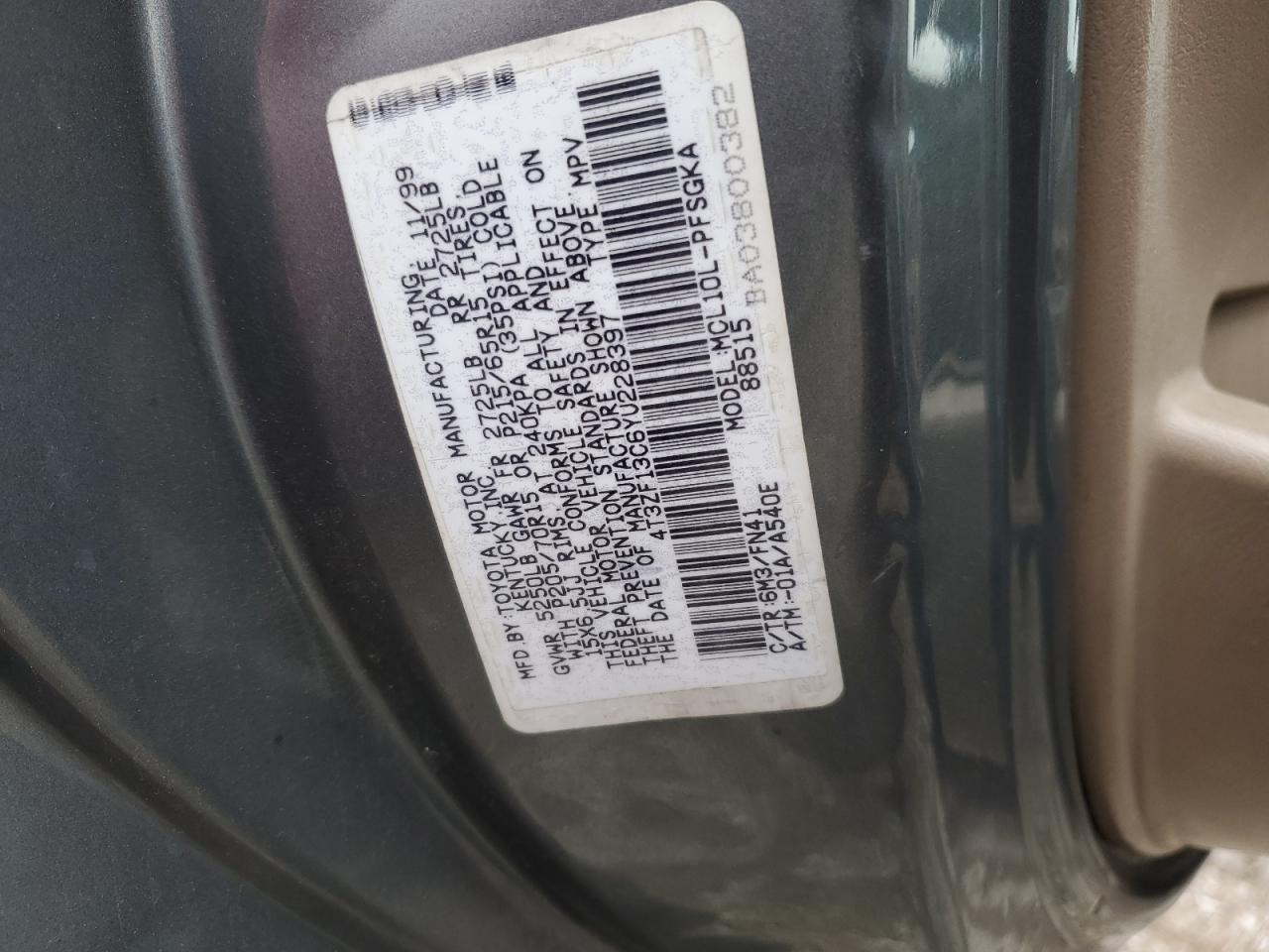 Photo 12 VIN: 4T3ZF13C6YU228397 - TOYOTA SIENNA 