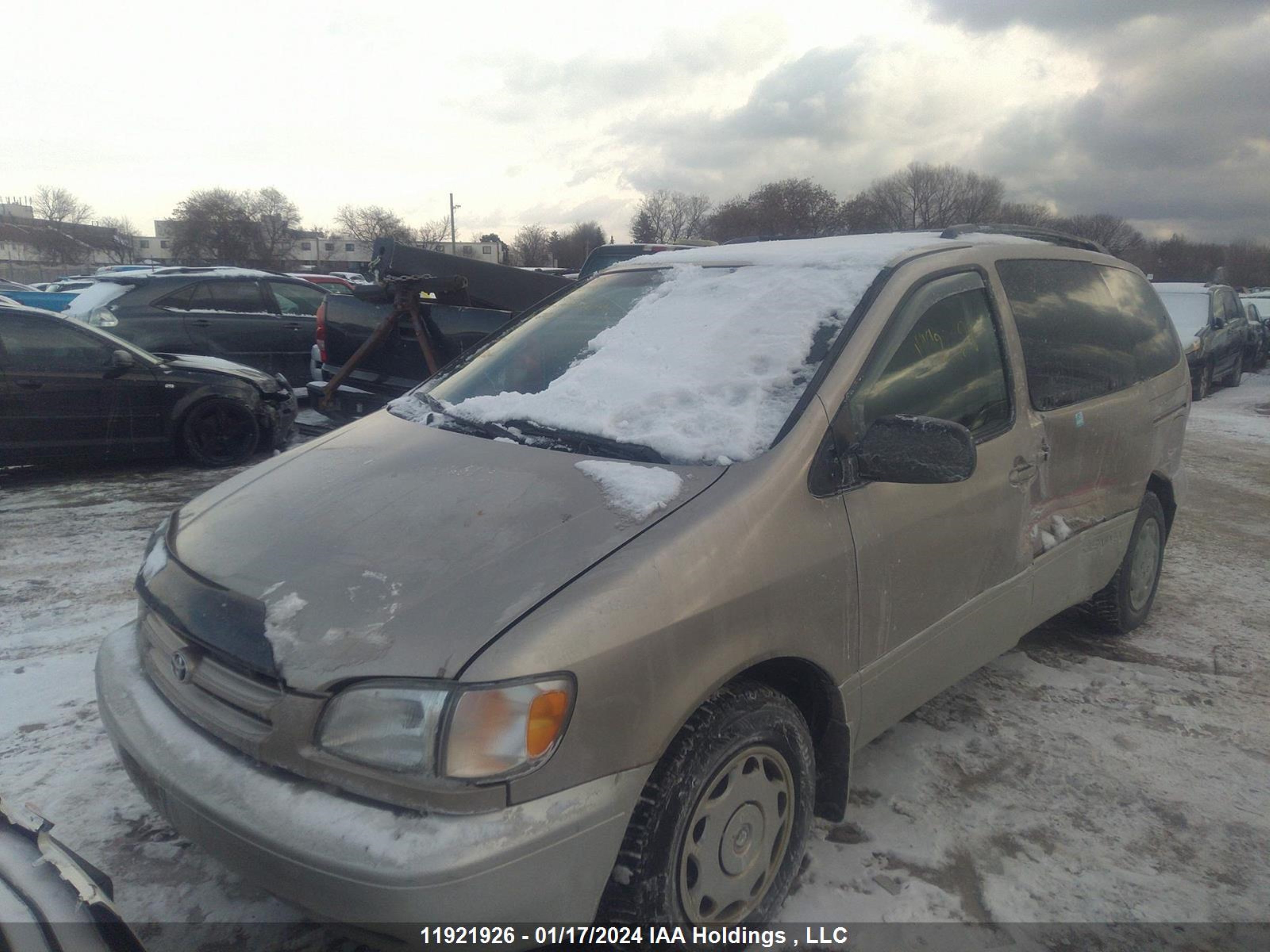 Photo 1 VIN: 4T3ZF13C6YU240839 - TOYOTA SIENNA 