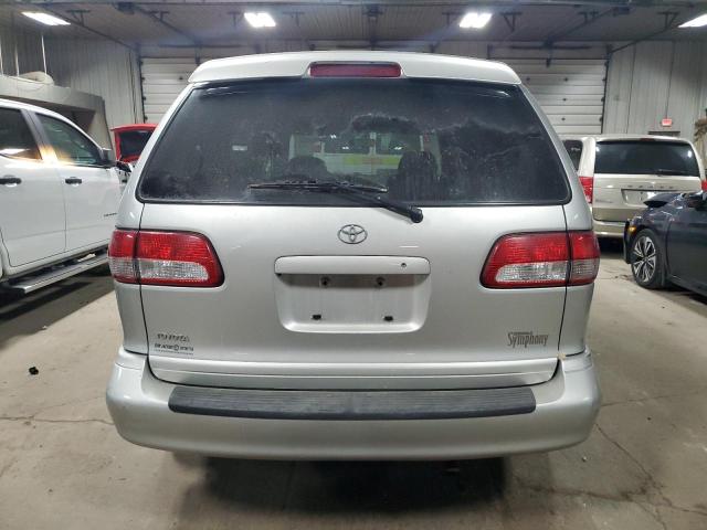 Photo 5 VIN: 4T3ZF13C72U457758 - TOYOTA SIENNA LE 