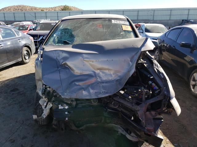 Photo 4 VIN: 4T3ZF13C7WU047905 - TOYOTA SIENNA LE 