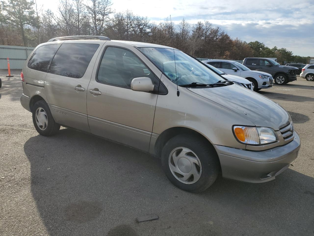 Photo 3 VIN: 4T3ZF13C83U515877 - TOYOTA SIENNA 