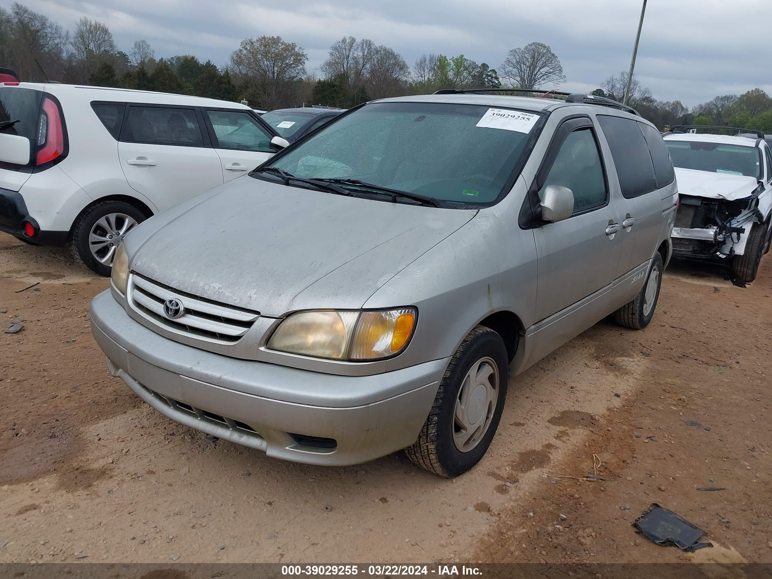 Photo 1 VIN: 4T3ZF13C83U540472 - TOYOTA SIENNA 