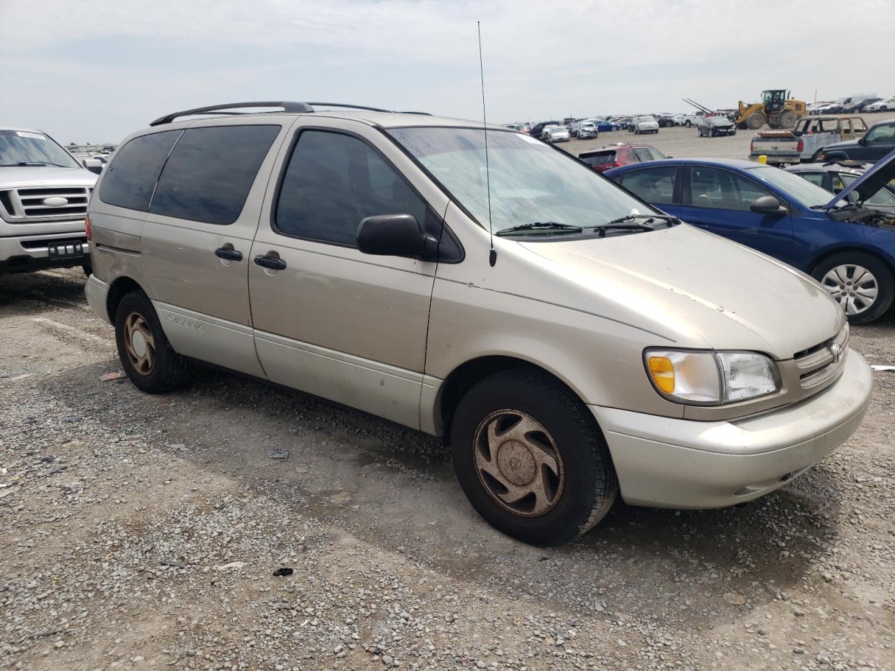 Photo 3 VIN: 4T3ZF13C8YU194608 - TOYOTA SIENNA 