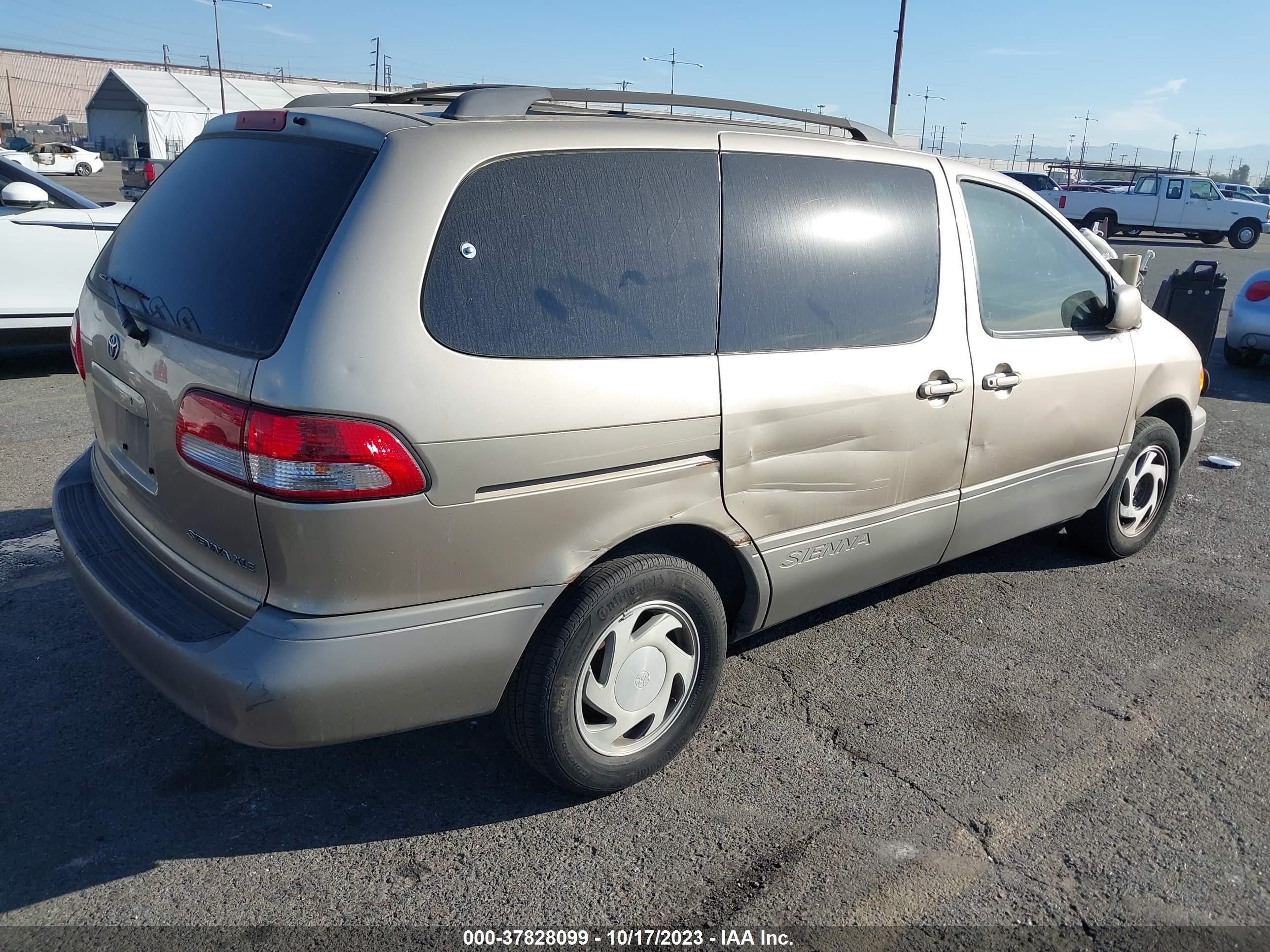 Photo 3 VIN: 4T3ZF13C91U347907 - TOYOTA SIENNA 