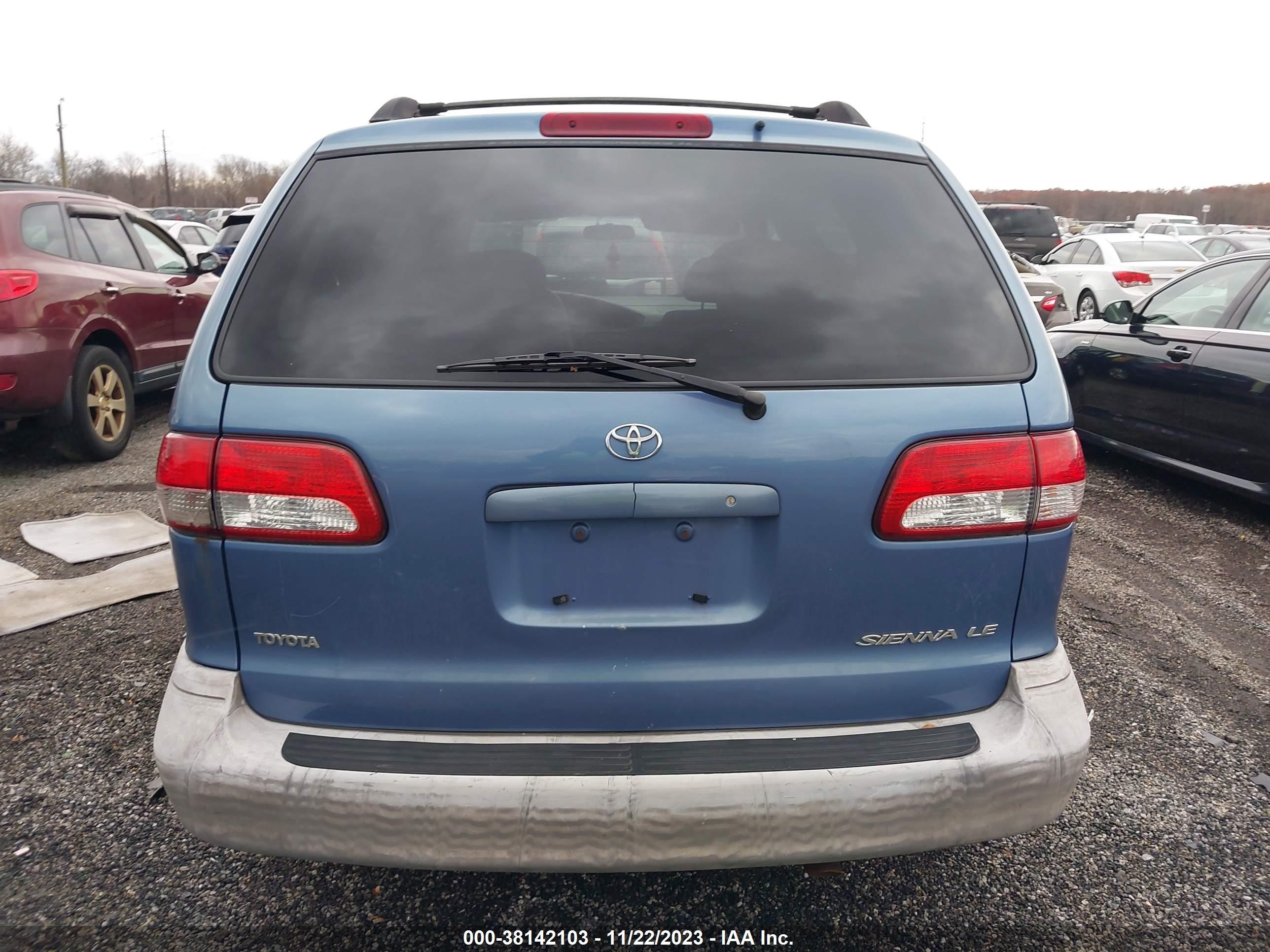 Photo 15 VIN: 4T3ZF13C92U482273 - TOYOTA SIENNA 